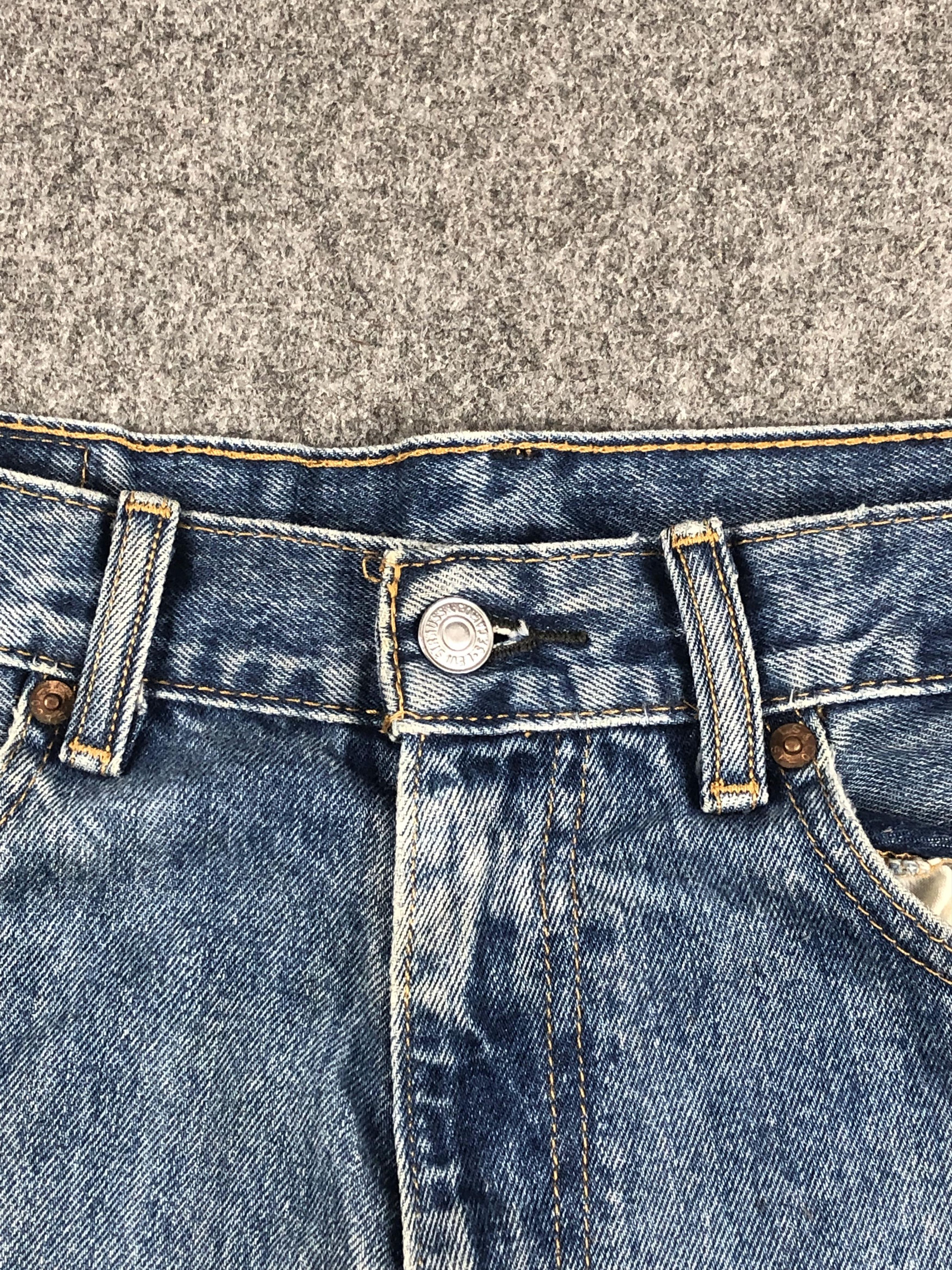 Levi's × Vintage Vintage Levis 550 Faded Blue Jeans DP2216 Size US 34 / EU 50 - 10 Thumbnail
