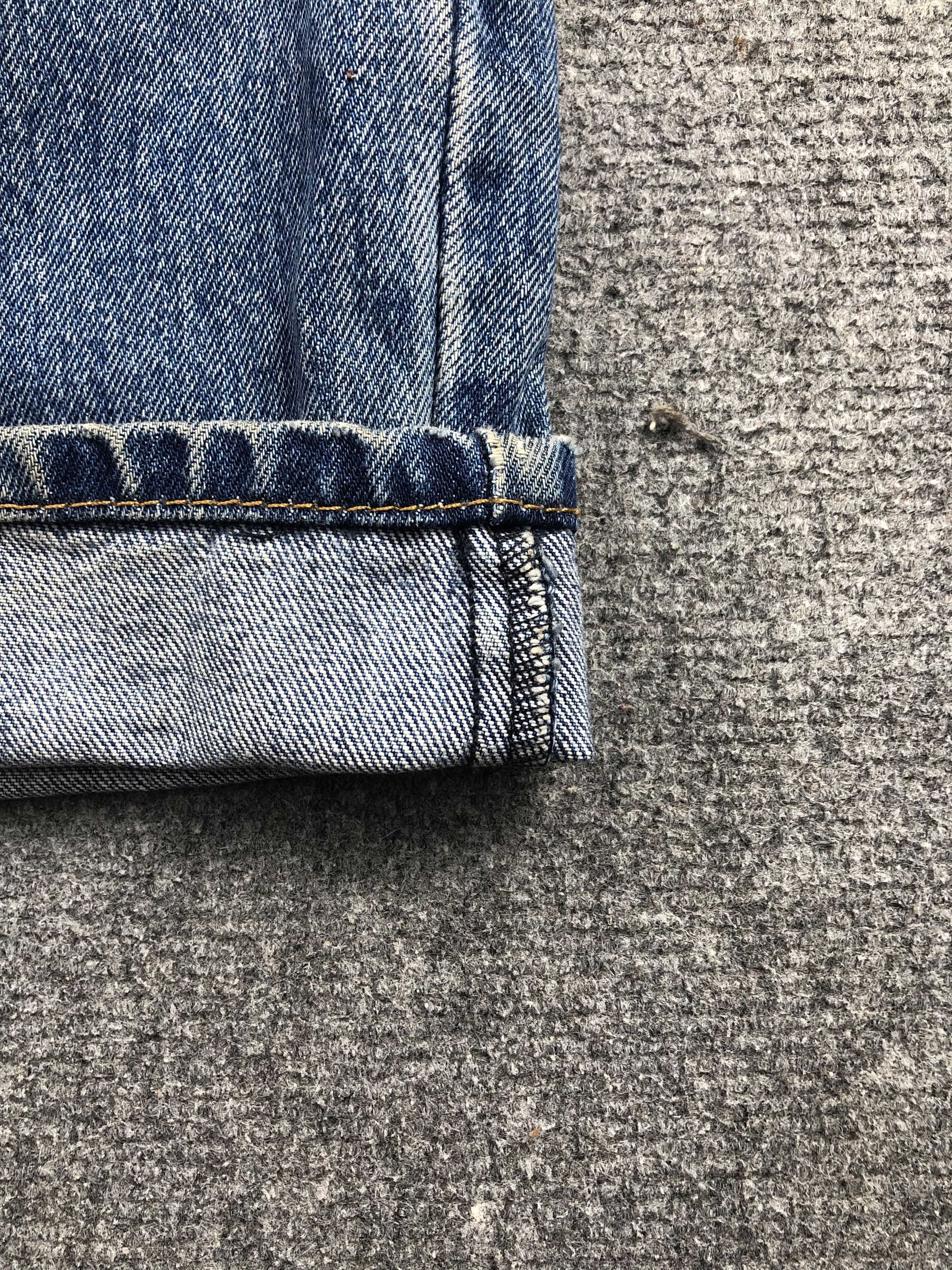 Levi's × Vintage Vintage Levis 550 Faded Blue Jeans DP2216 Size US 34 / EU 50 - 14 Thumbnail