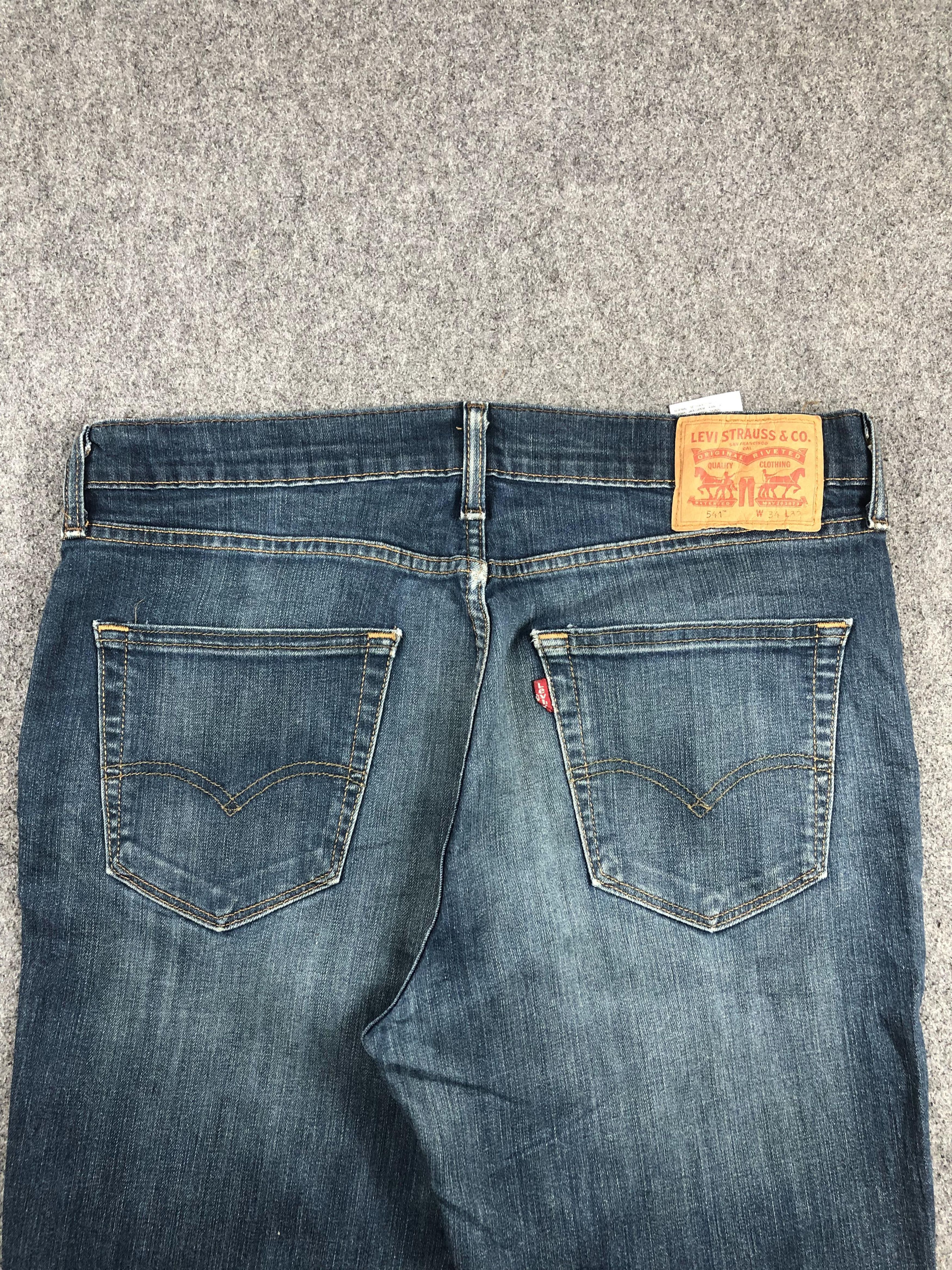 Levi's Vintage Levis 541 Faded Blue Jeans DP2217 Size US 35 - 4 Thumbnail