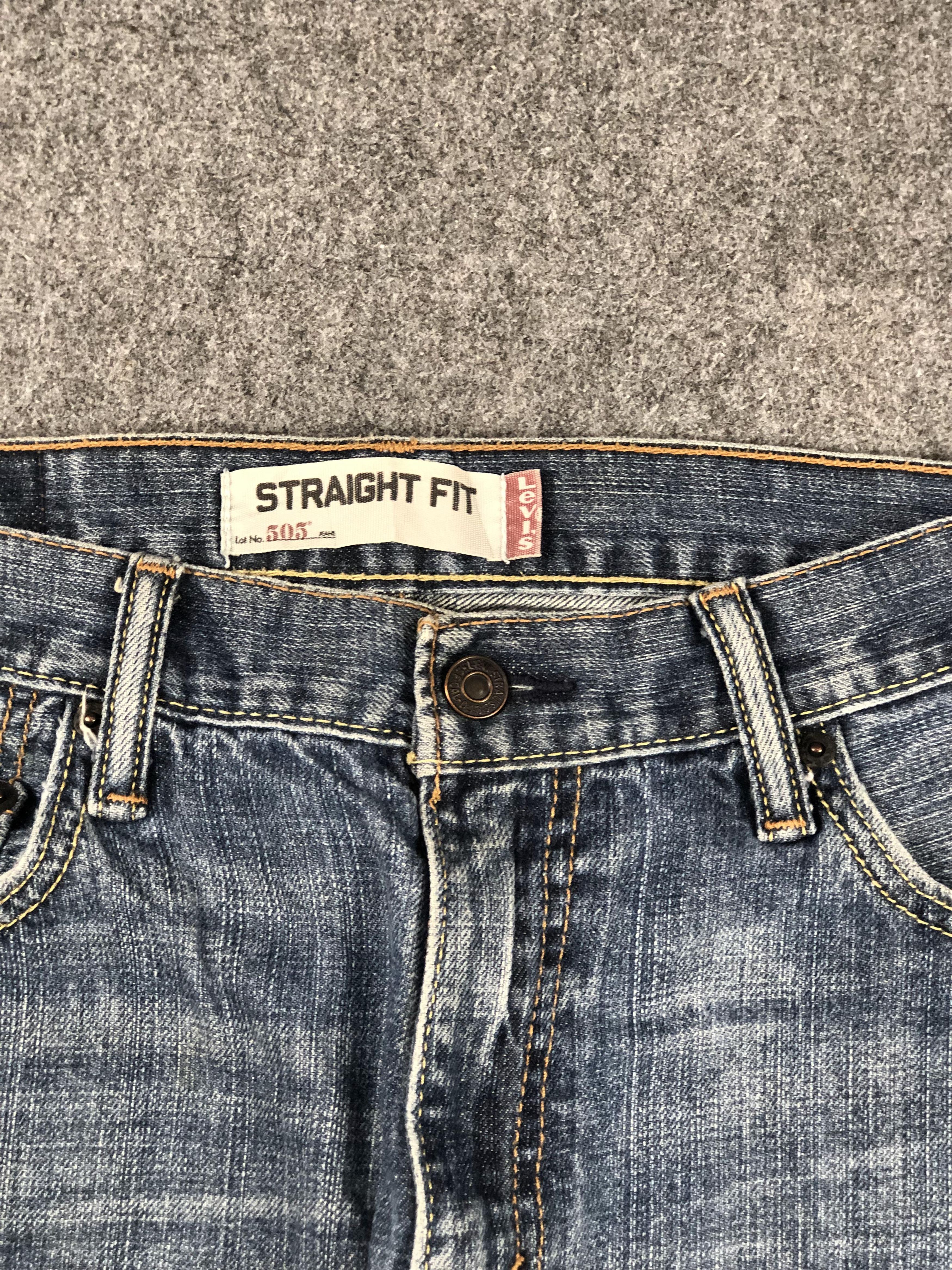 Levi's Vintage Levis 505 Faded Blue Jeans DP2219 Size US 31 - 10 Thumbnail