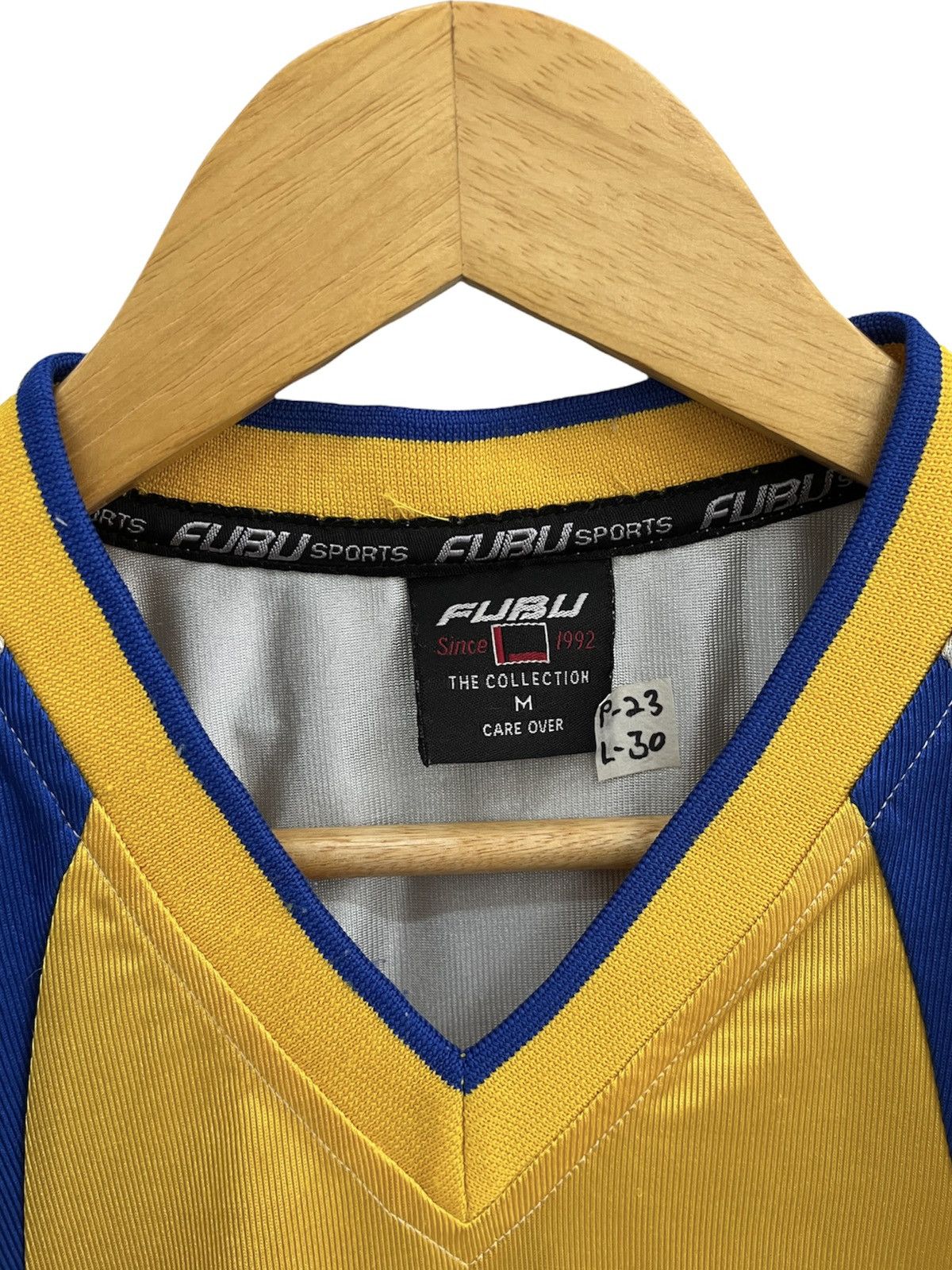 Fubu 🔥BEST OFFER🔥 Vintage 90s Fubu 05 Jersey Hip Hop Rapper Size US L / EU 52-54 / 3 - 8 Thumbnail