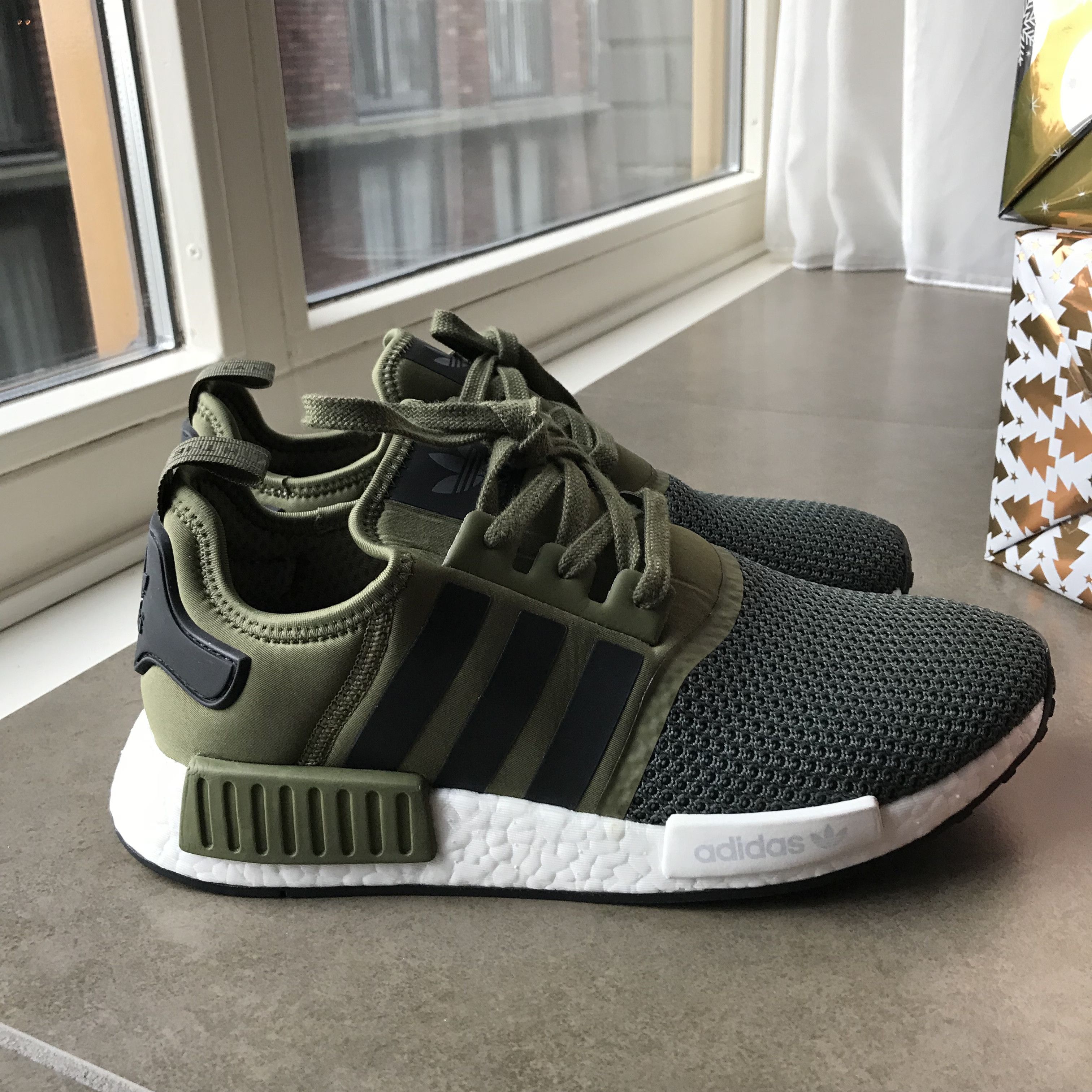 Nmd r1 army on sale green