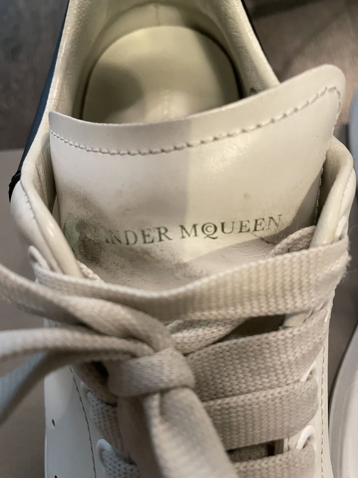Alexander McQueen Alexander McQueen White & Black Oversized Sneakers Size US 7 / EU 40 - 12 Thumbnail
