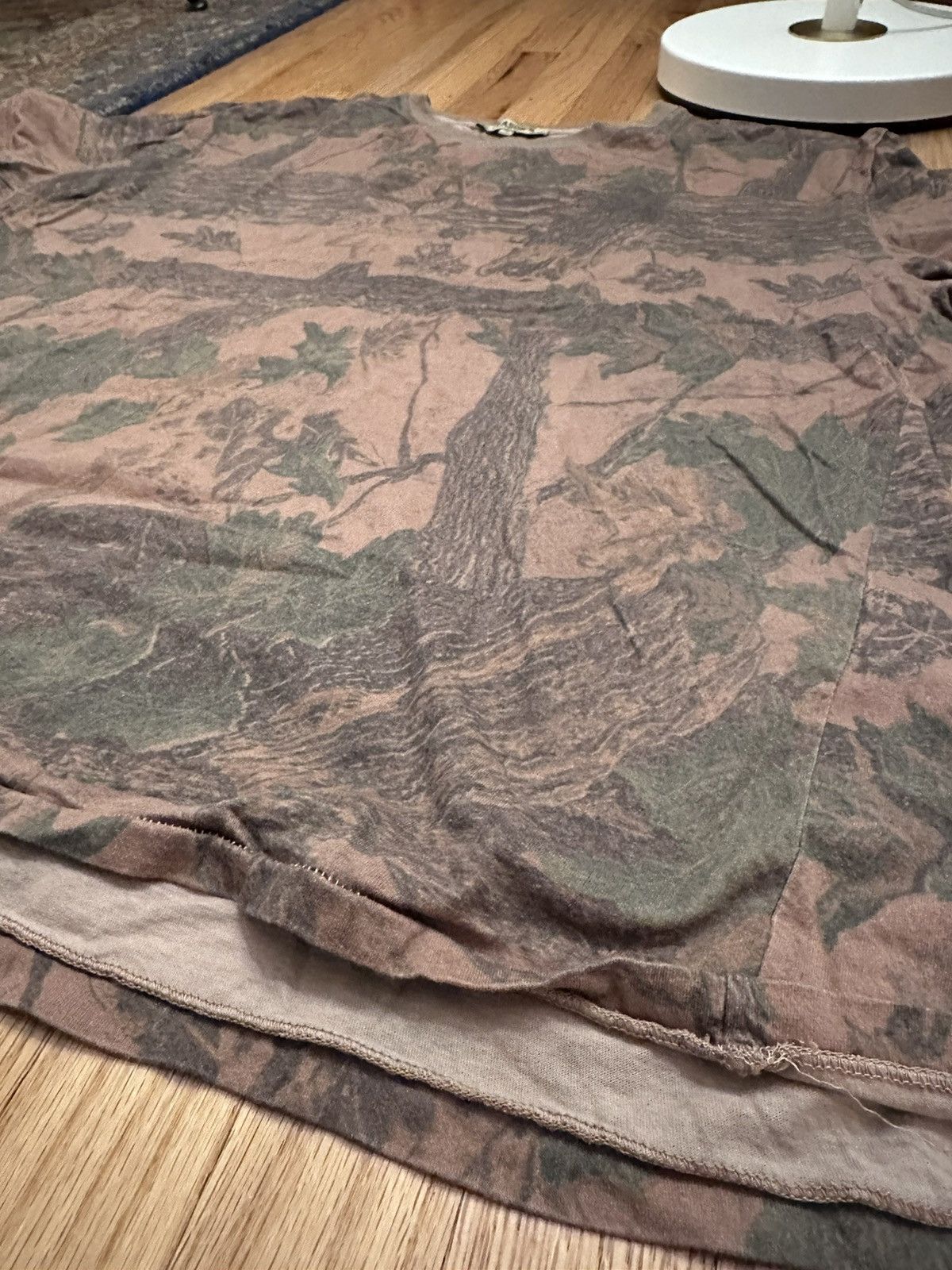 Yeezy Yeezy Season 4 Woodland Camo T-Shirt (Made in Italy)(S) Size US M / EU 48-50 / 2 - 9 Thumbnail