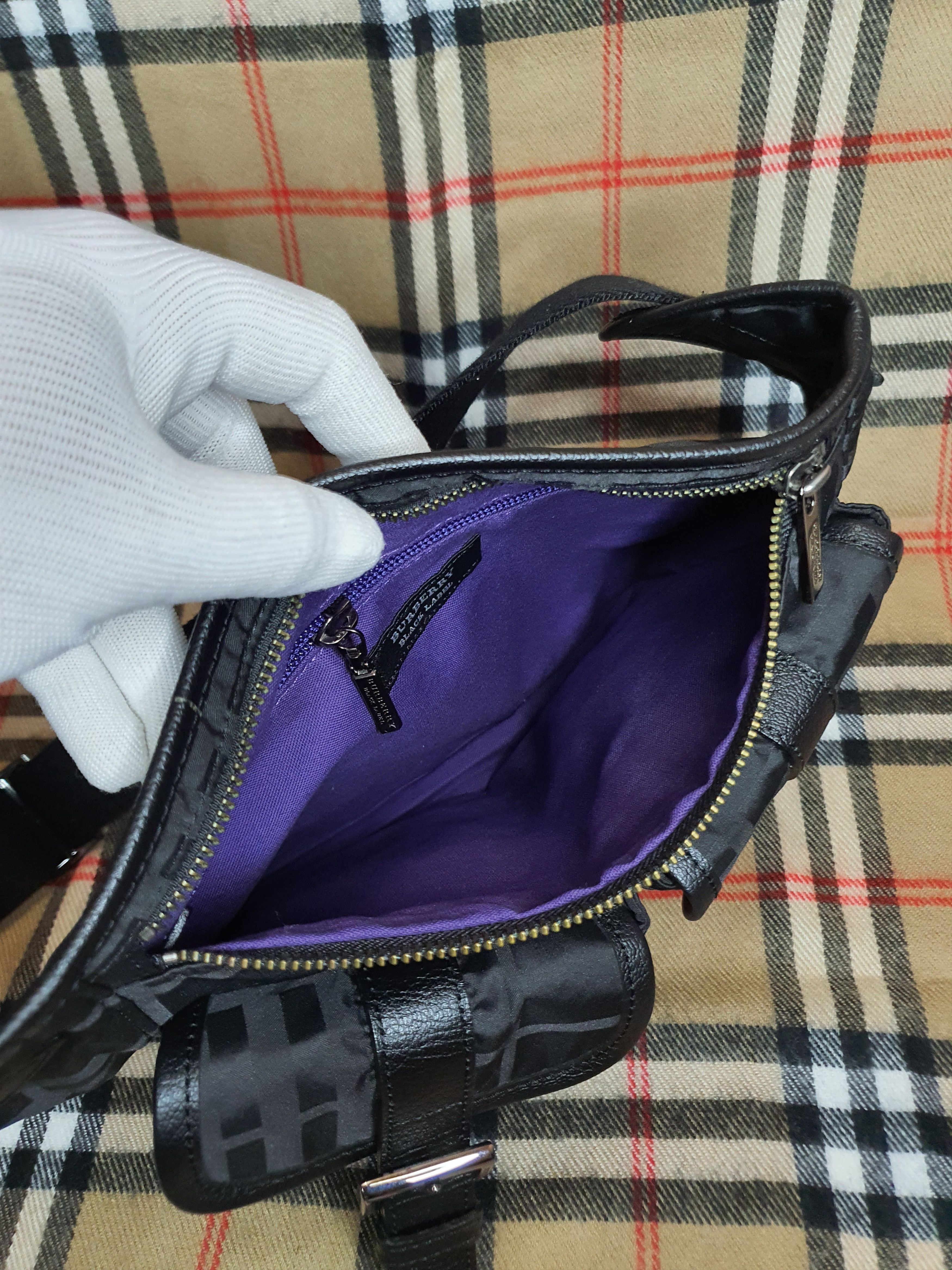 Burberry BURBERRY Black Label 2-Way Waist Bag Crossbody Bag. Size ONE SIZE - 16 Thumbnail