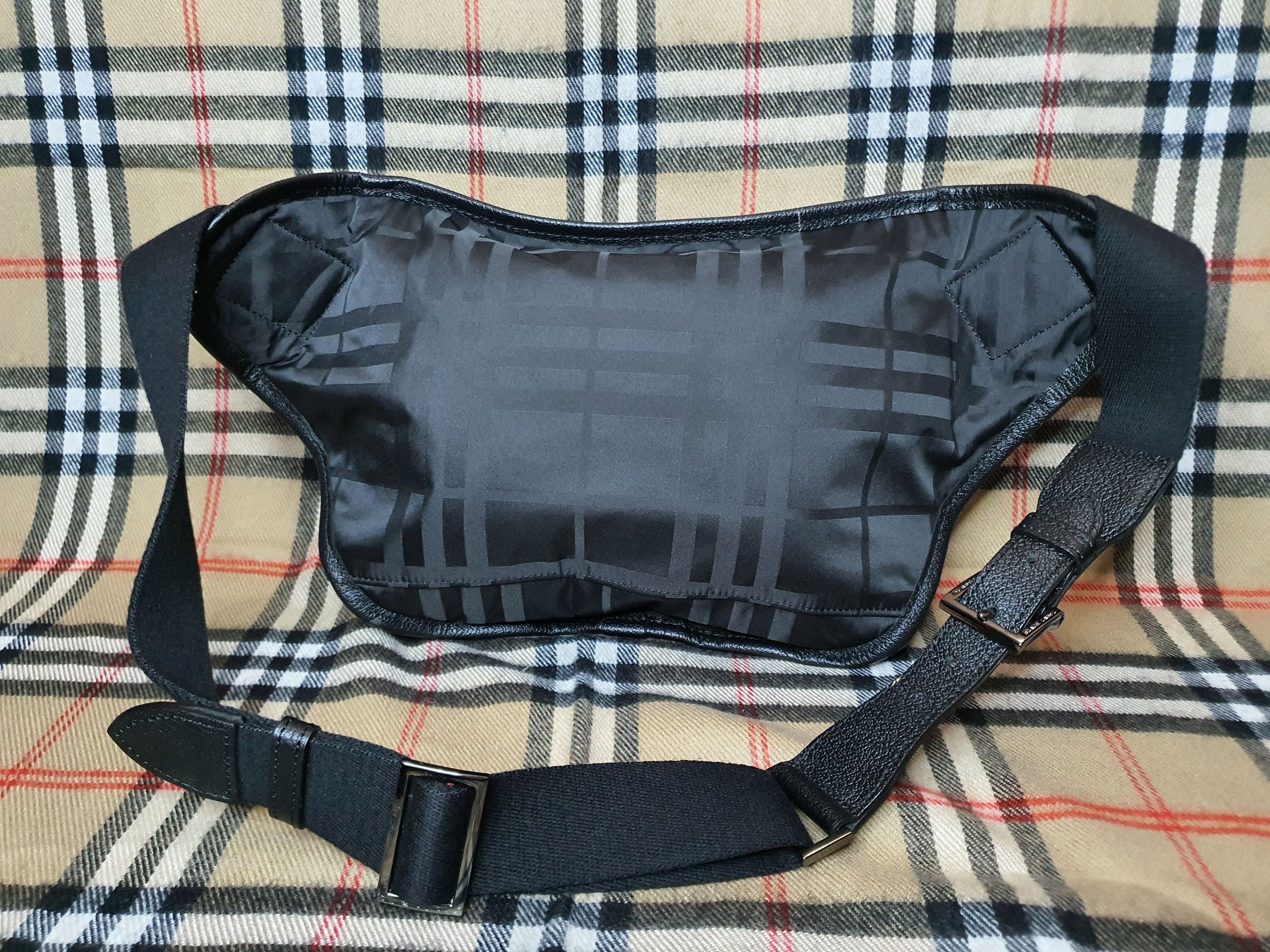 Burberry BURBERRY Black Label 2-Way Waist Bag Crossbody Bag. Size ONE SIZE - 5 Thumbnail