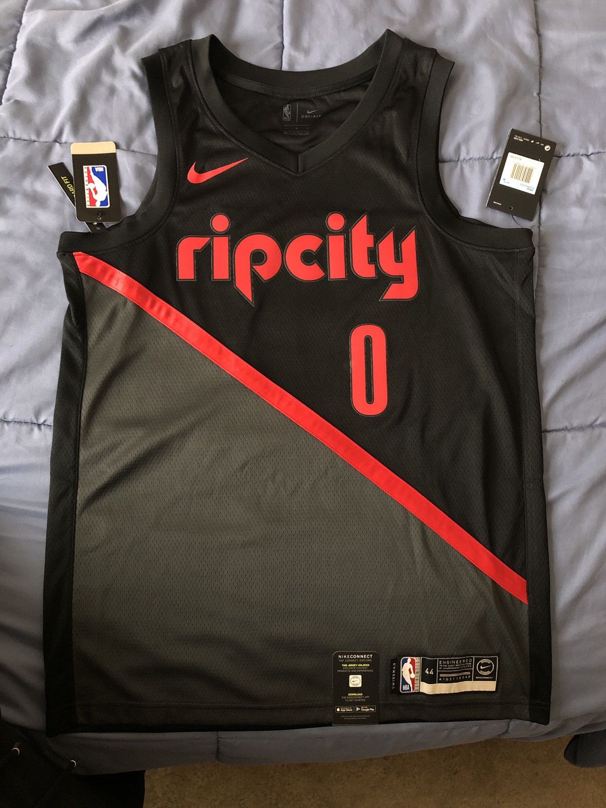 Jordan Brand Nike - Damian Lillard Trailblazers City Edition Jersey Size US M / EU 48-50 / 2 - 1 Thumbnail