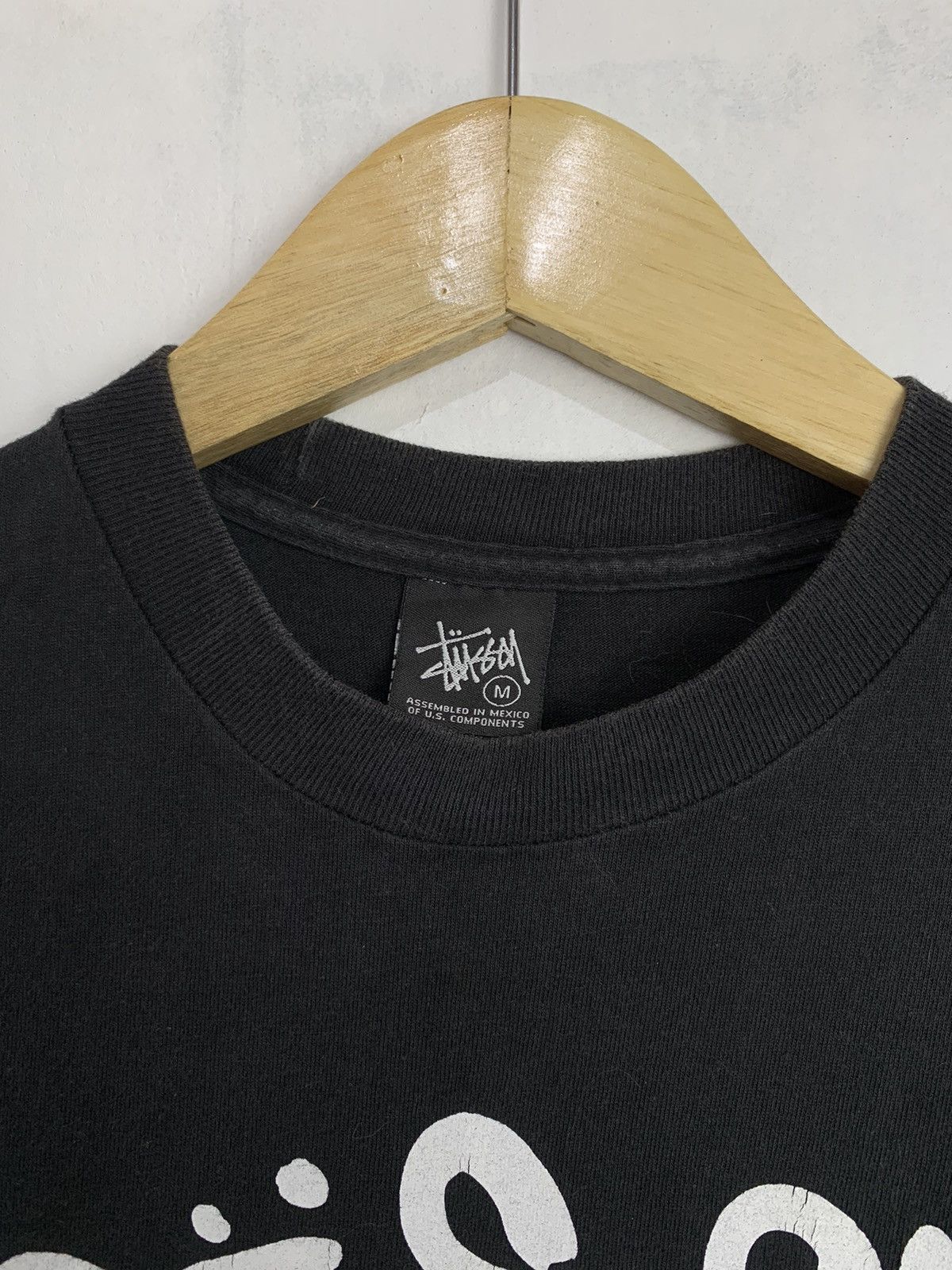 Kaws × Stussy × Vintage Vintage stussy x kaws world tour 2006 Size US M / EU 48-50 / 2 - 3 Thumbnail