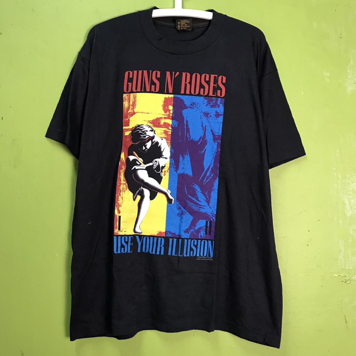 Vintage 90s Guns N roses use your illusion tee