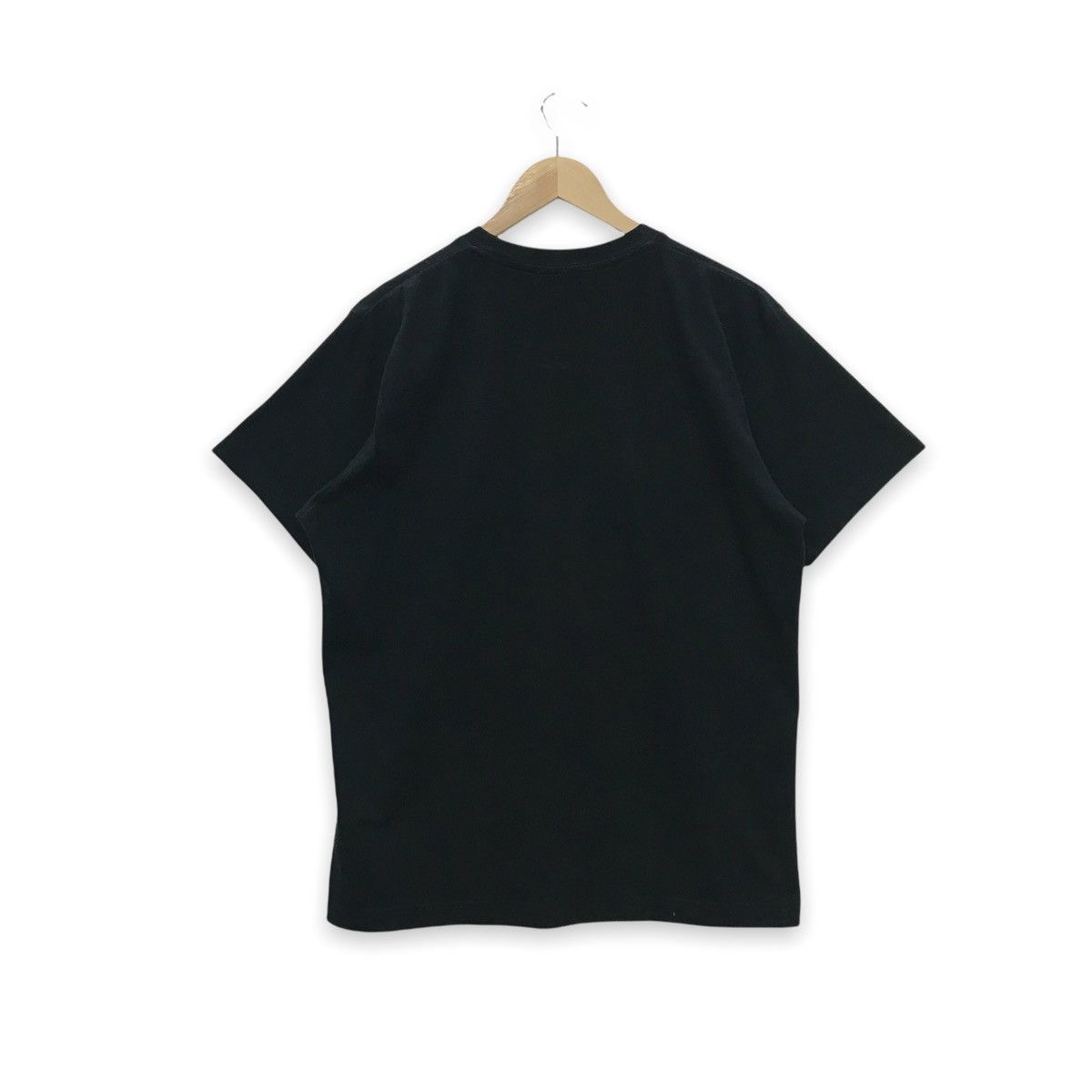 Anime Uniqlo X Attack On Titan Anime Tshirt Size US L / EU 52-54 / 3 - 2 Thumbnail