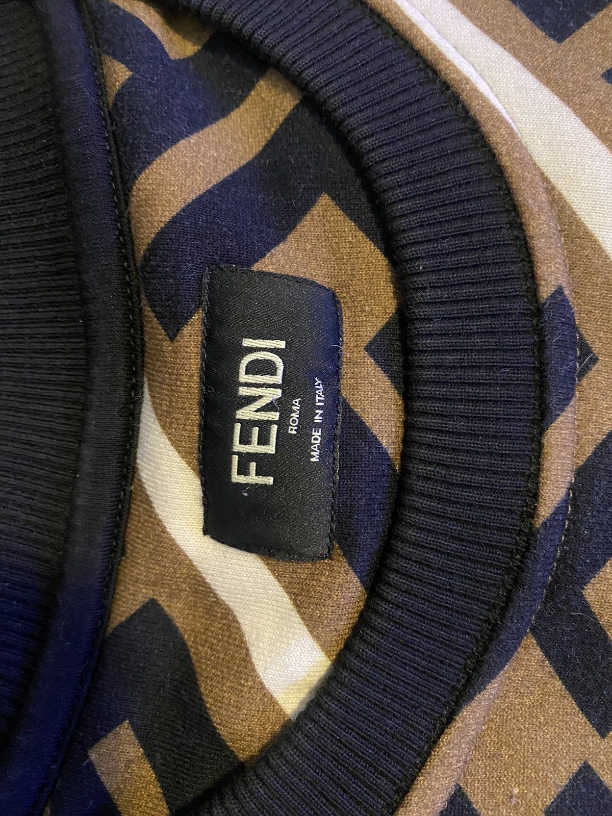 Fendi Authentic fendi sweater Size US M / EU 48-50 / 2 - 6 Thumbnail