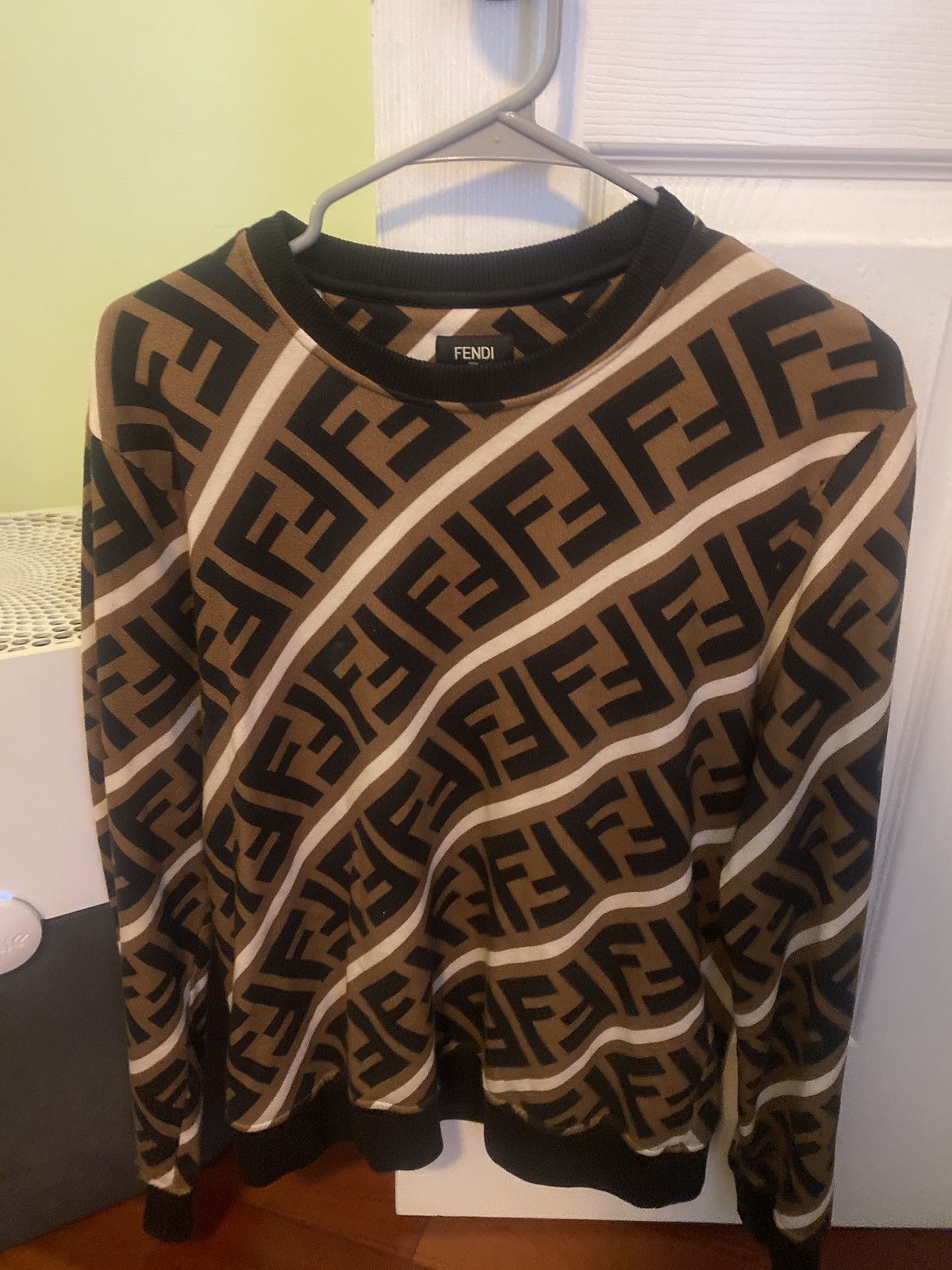 Fendi Authentic fendi sweater Size US M / EU 48-50 / 2 - 3 Thumbnail