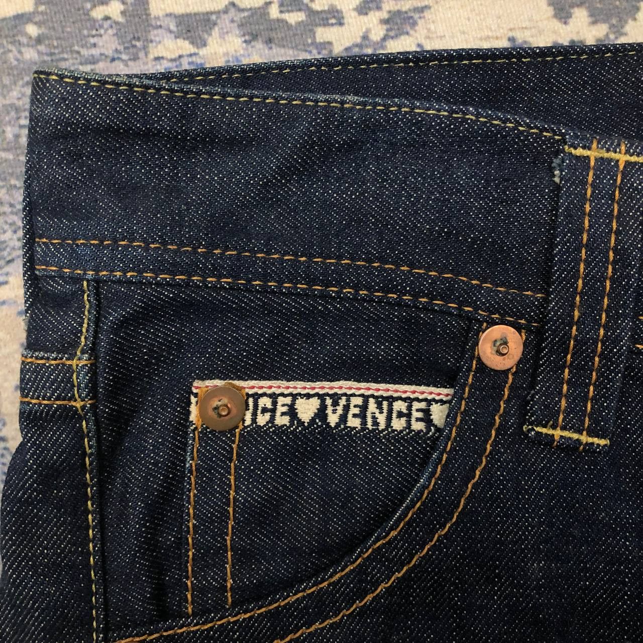 Japanese Brand P366 I LOVE VENCE MADE IN JAPAN SELVEDGE FLARED JEANS Size 32" / US 10 / IT 46 - 6 Thumbnail