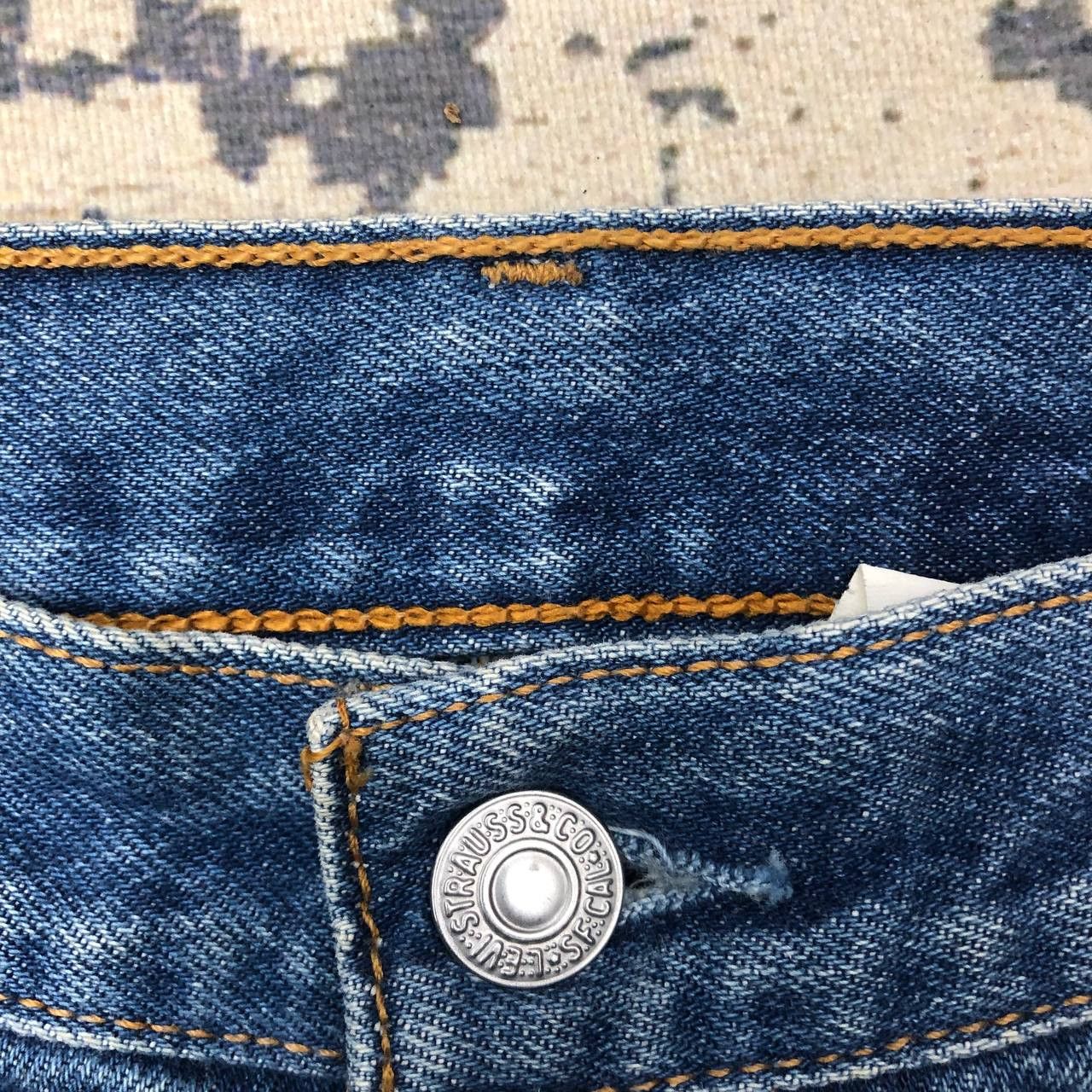 Levi's P360 Vtg LEVI'S 501 RIPPED JEANS Size US 36 / EU 52 - 8 Thumbnail