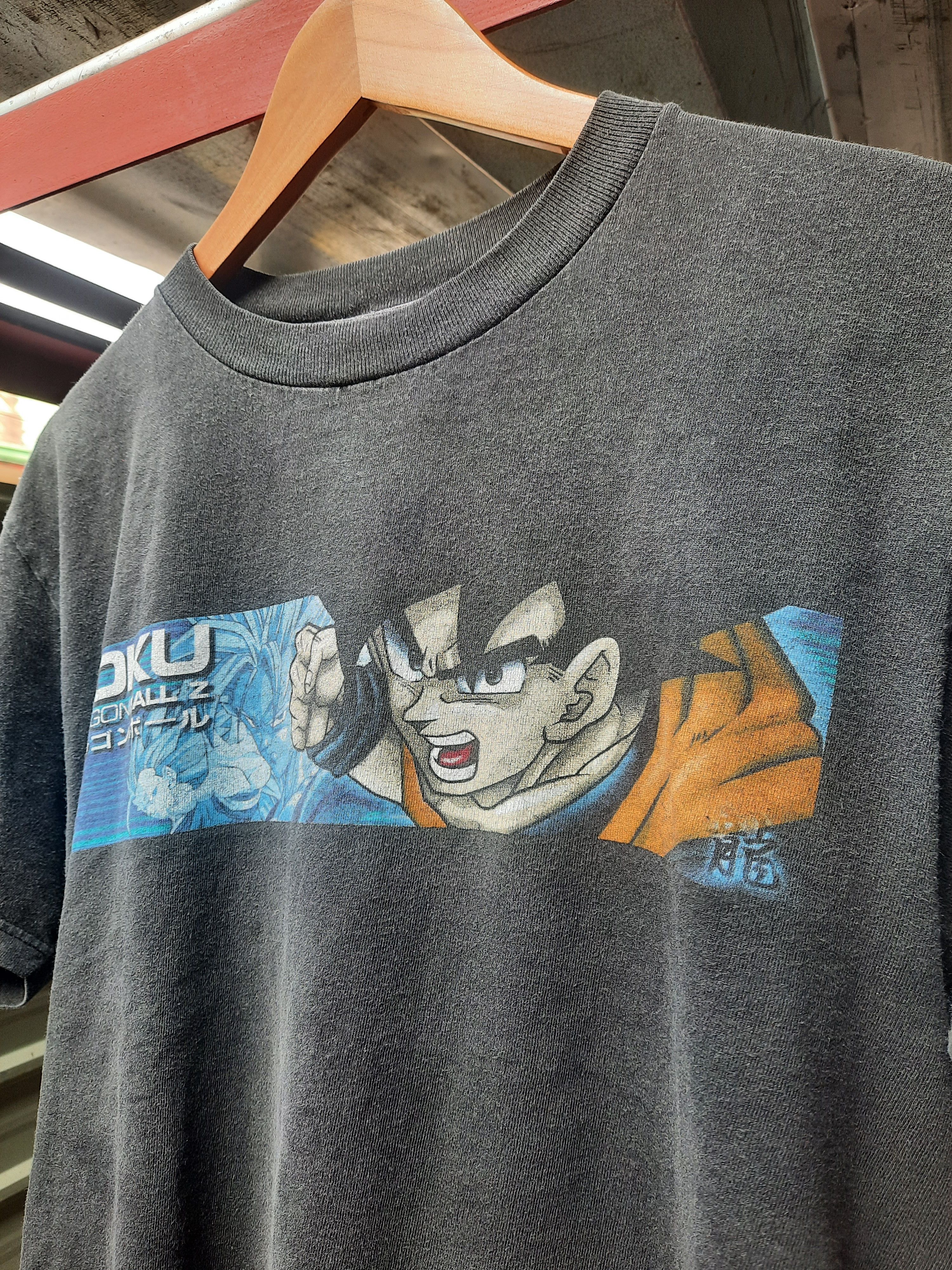Anime Rare 1998 Goku Dragon Ball Z Tee Size US M / EU 48-50 / 2 - 1 Thumbnail