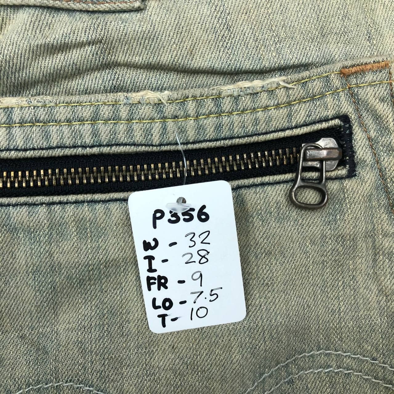Levi's P356 511 SLIM LEVI'S RIPPED DISTRESSED JEANS Size US 32 / EU 48 - 16 Thumbnail