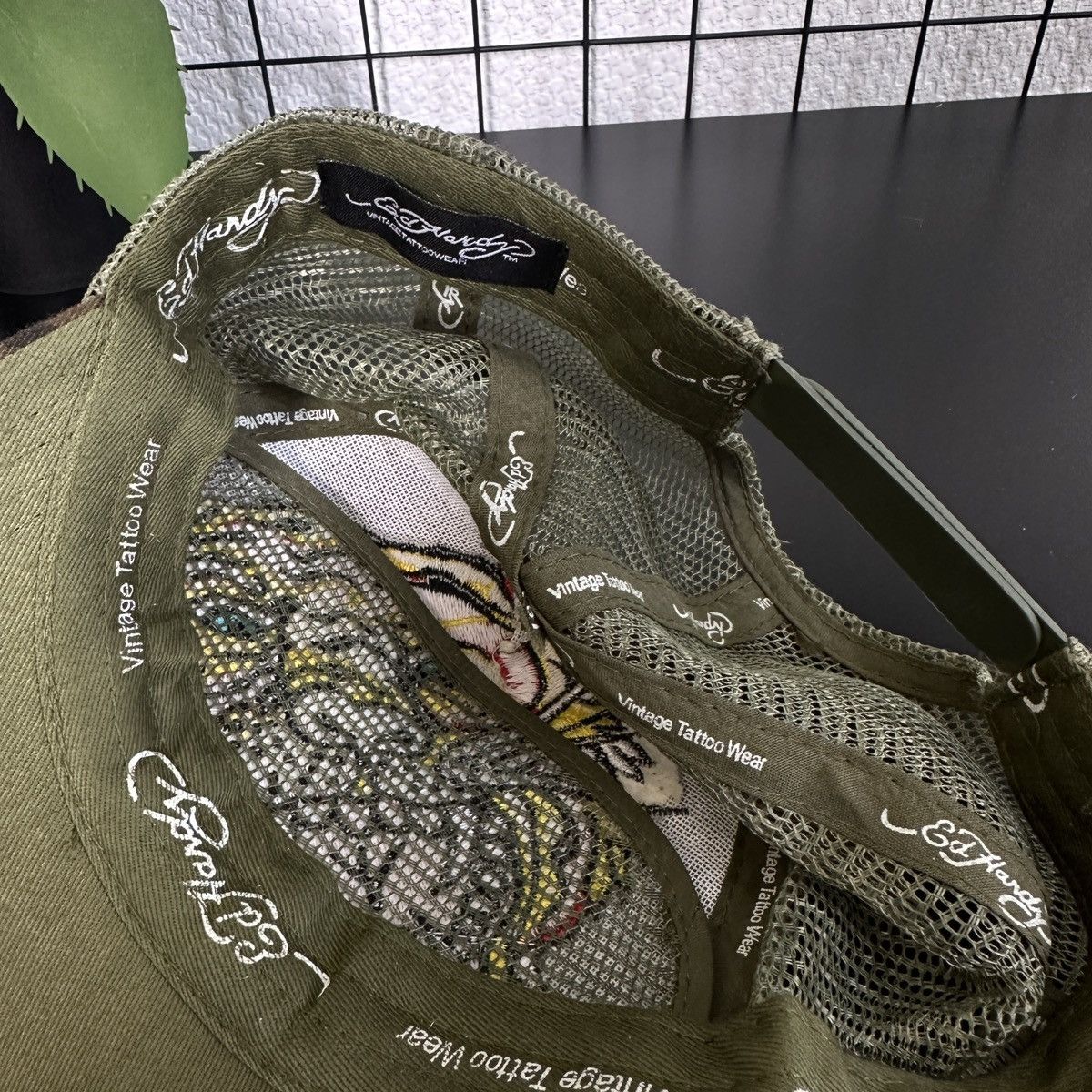 Christian Audigier × Ed Hardy × Vintage Ed Hardy Y2K Tattowear Olive Cap Size ONE SIZE - 5 Thumbnail