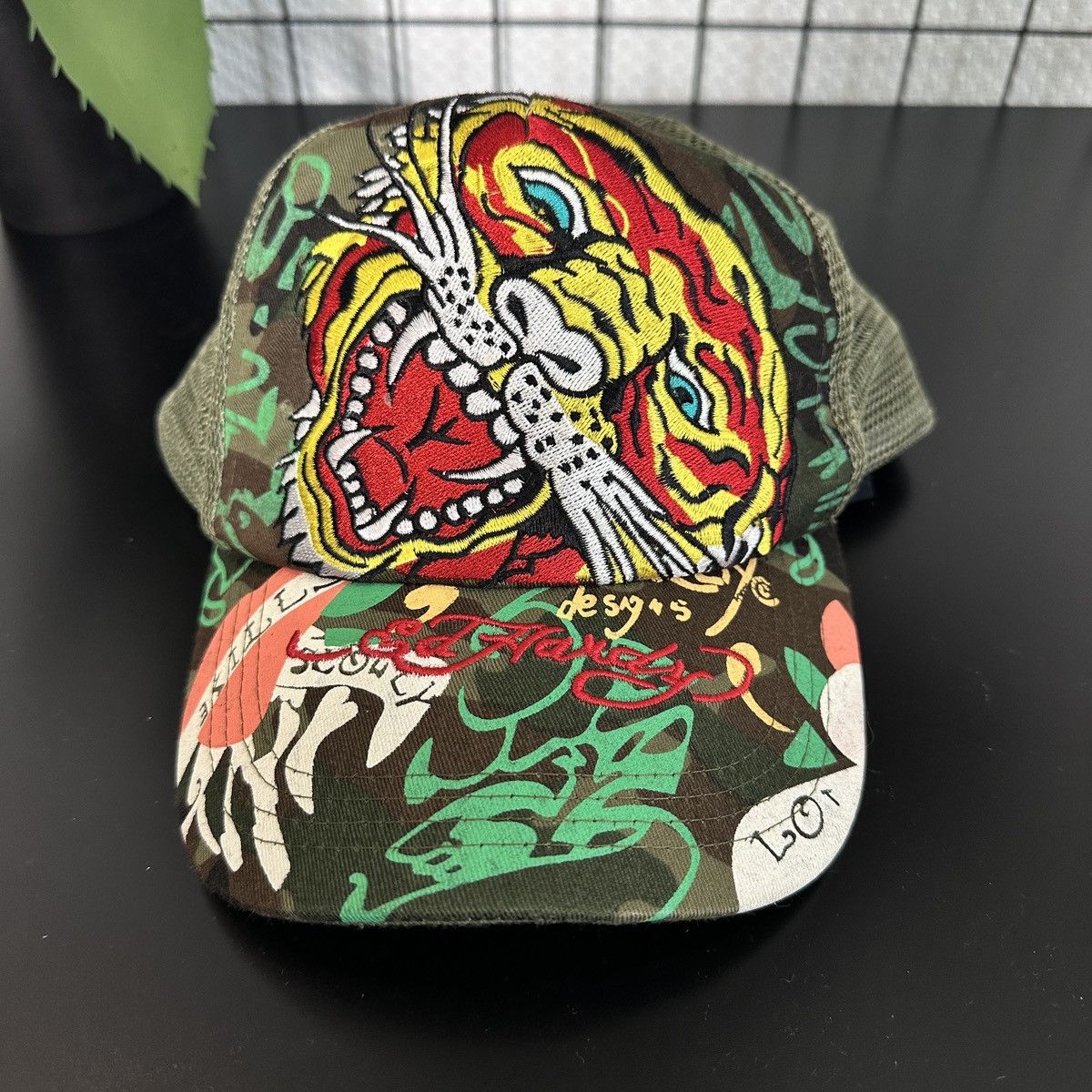 Christian Audigier × Ed Hardy × Vintage Ed Hardy Y2K Tattowear Olive Cap Size ONE SIZE - 2 Thumbnail