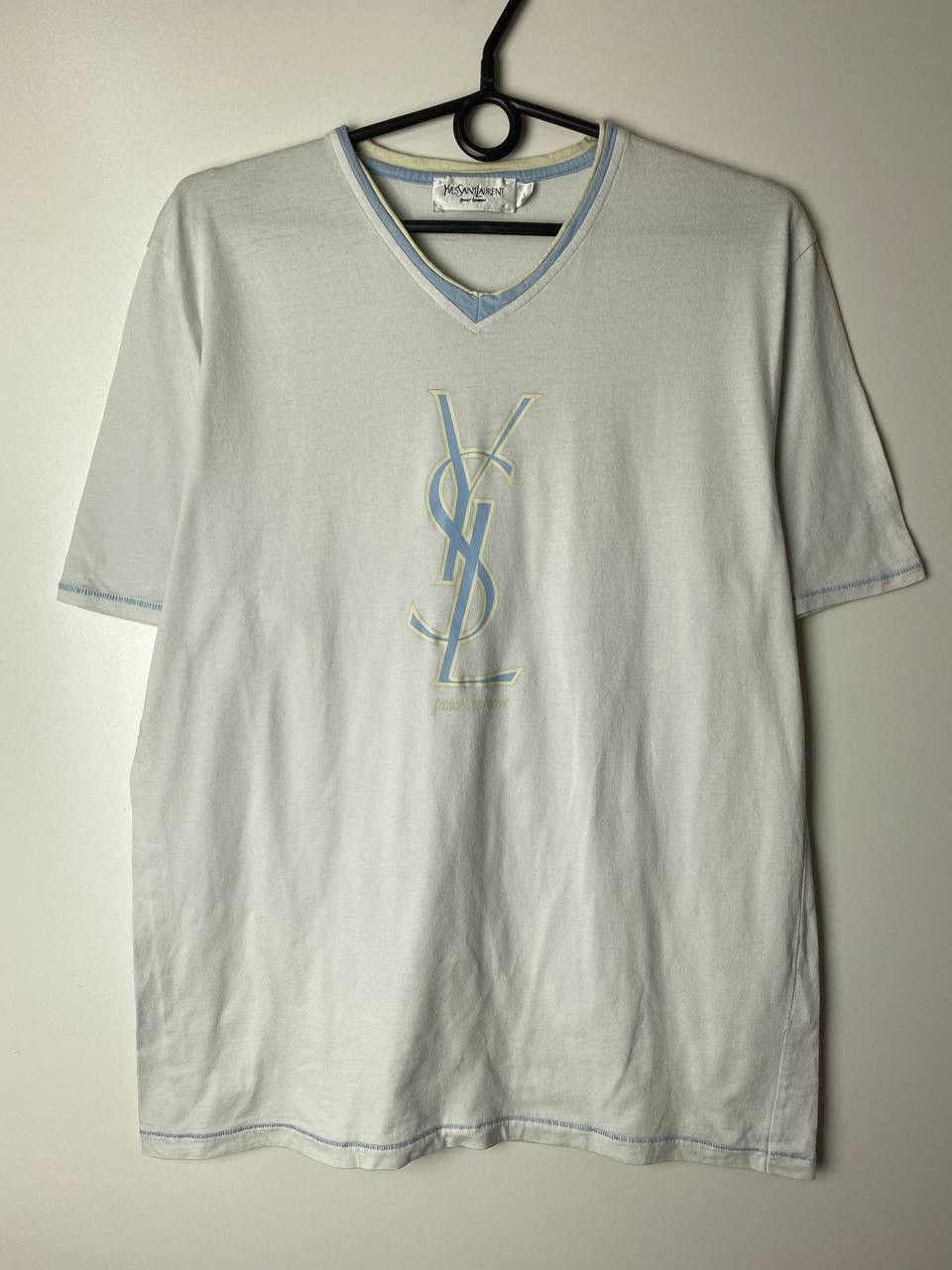 Yves Saint Laurent Yves Saint Lauren Luxury t-shirt size L Size US L / EU 52-54 / 3 - 1 Thumbnail