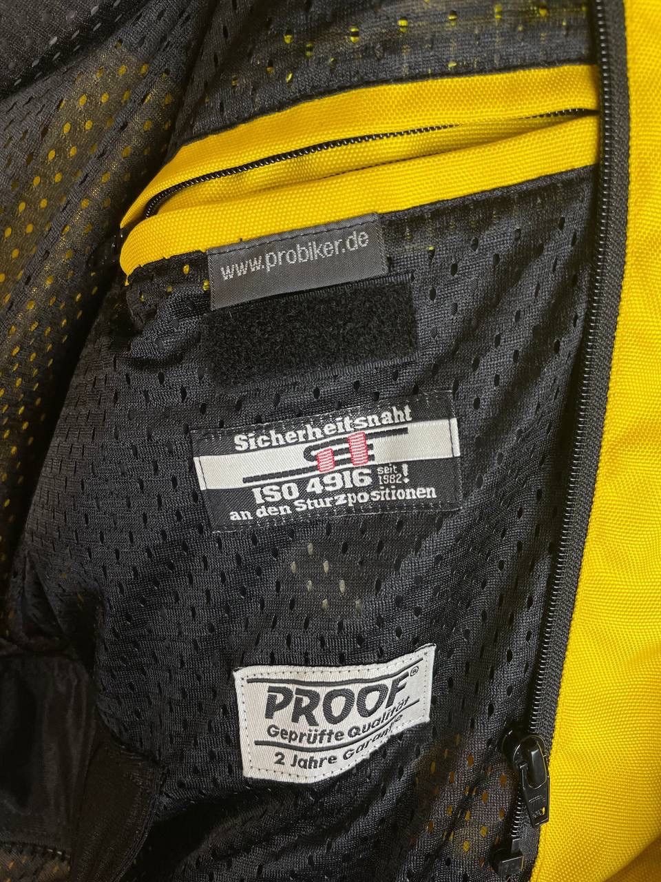 Vintage Pro Biker Castrol racing moto jacket size M Size US M / EU 48-50 / 2 - 3 Thumbnail