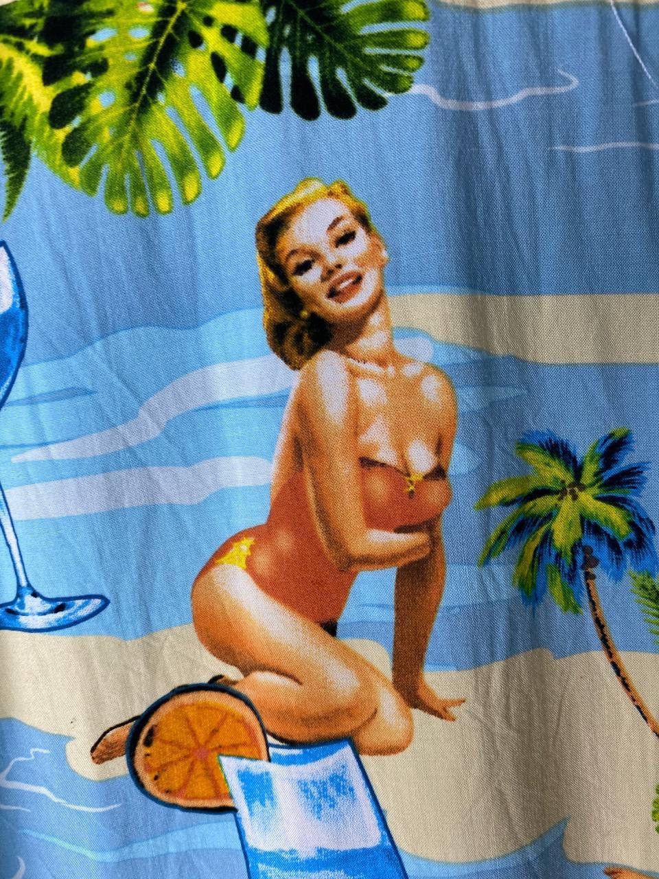 Vintage Hawaii Merlyn Monroe Crazy shirt size XL Size US XL / EU 56 / 4 - 4 Thumbnail