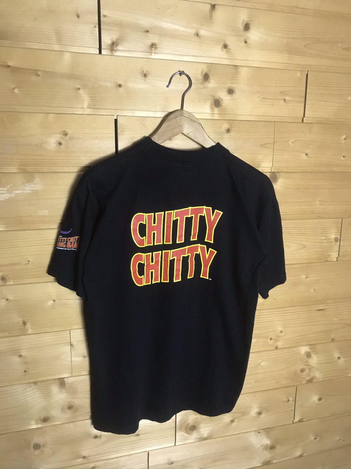 Vintage Vintage 90s Chity Chity Bang Bang t-shirt Size US S / EU 44-46 / 1 - 2 Thumbnail