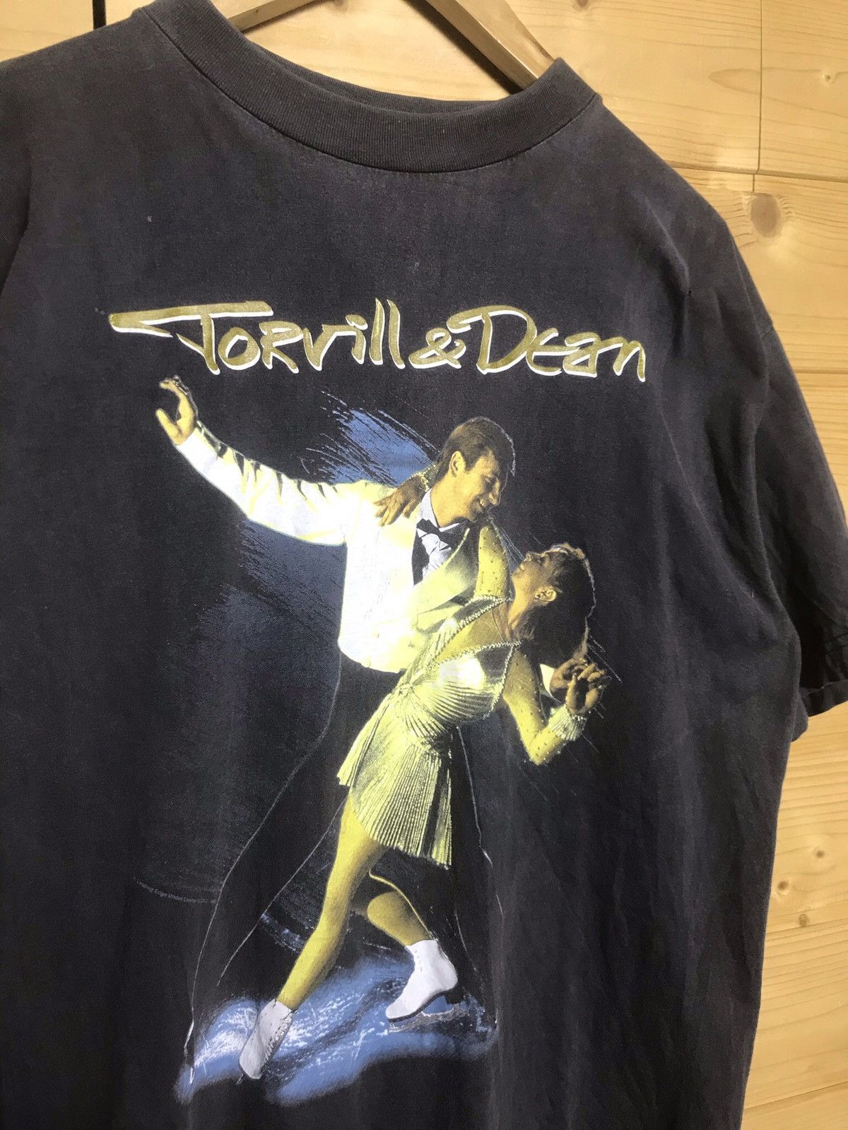 Vintage Vintage 90s Torvill Dean t-shirt Size US L / EU 52-54 / 3 - 2 Thumbnail