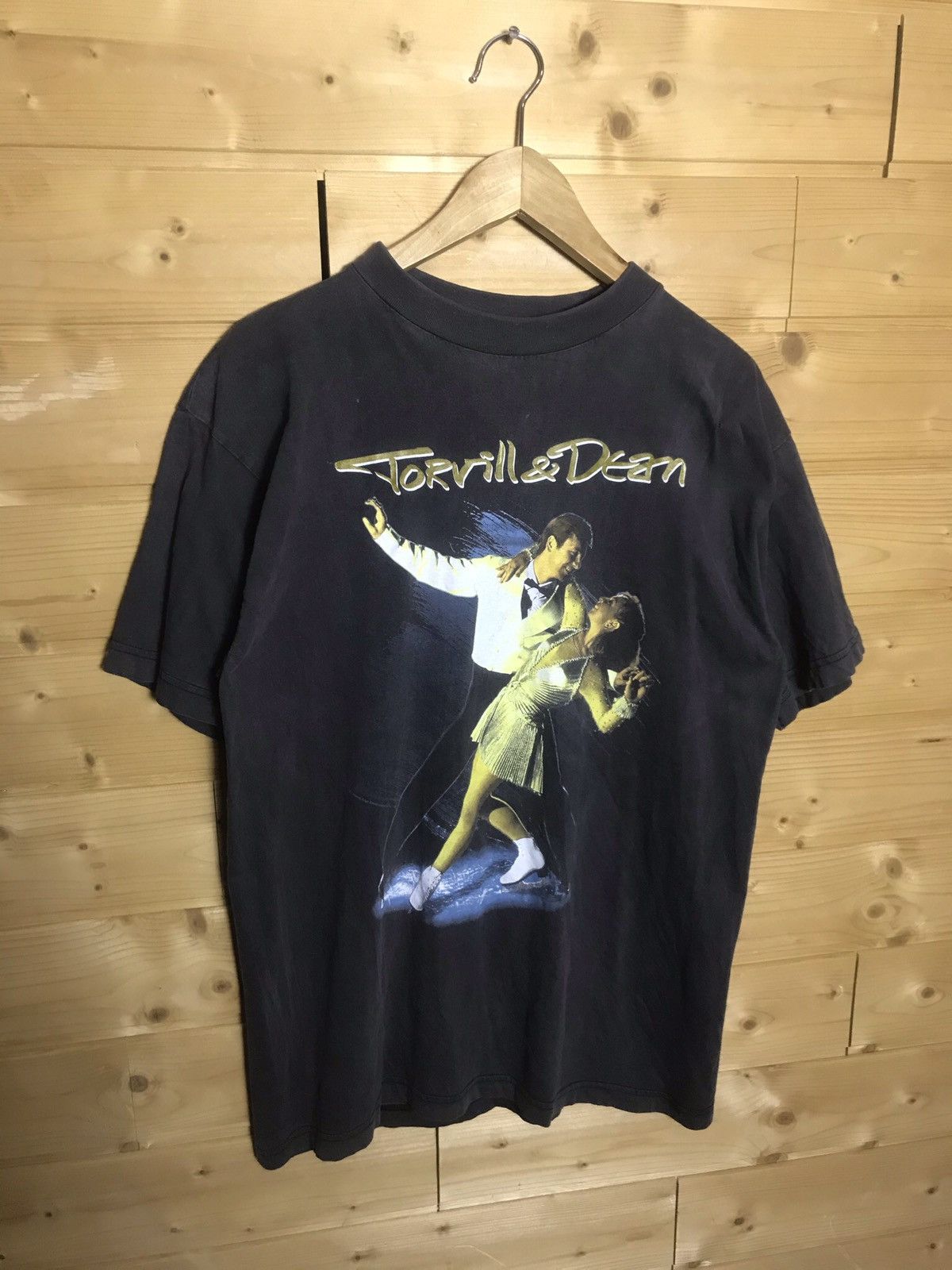Vintage Vintage 90s Torvill Dean t-shirt Size US L / EU 52-54 / 3 - 1 Thumbnail