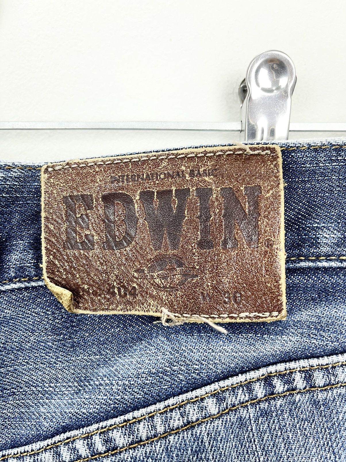 Edwin VINTAGE90s🔥🔥SICK EDWIN404 INTERNATIONAL BASIC DISTRESSED Size US 30 / EU 46 - 17 Thumbnail