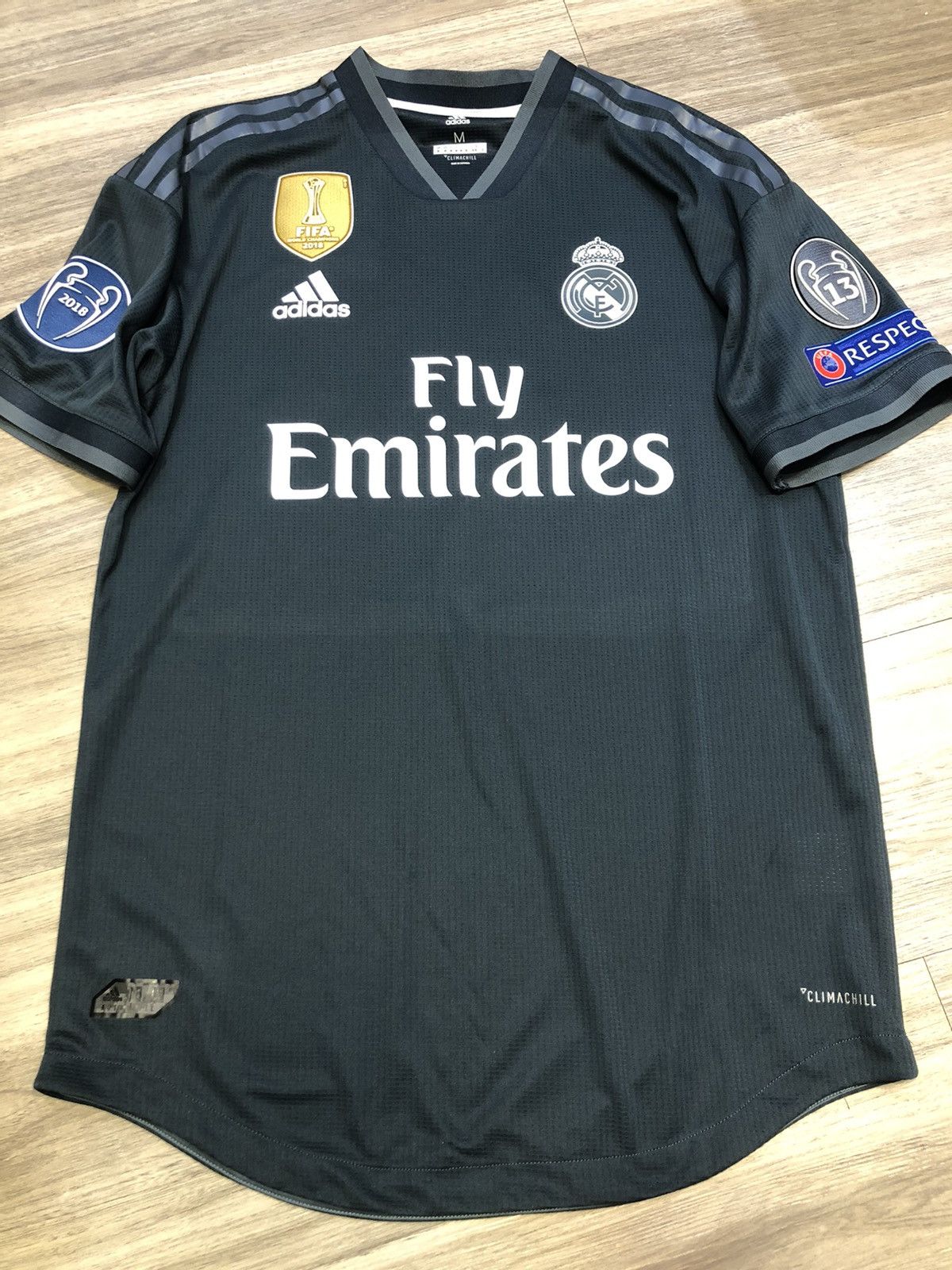 Real Madrid 18/19 player issue away shirt #20 Asensio