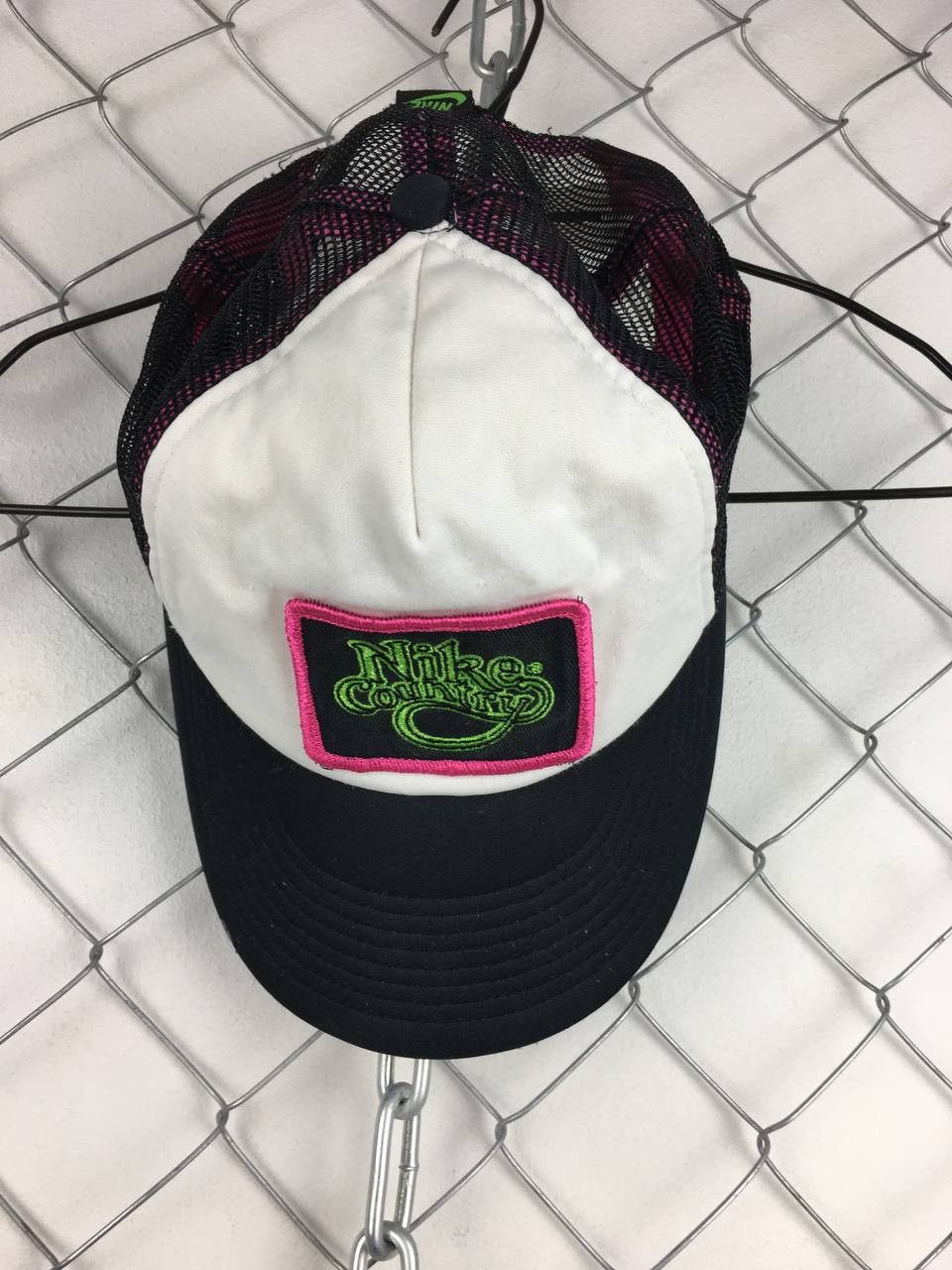 Other Nike Country Vintage Trucker Cap Size ONE SIZE - 1 Thumbnail