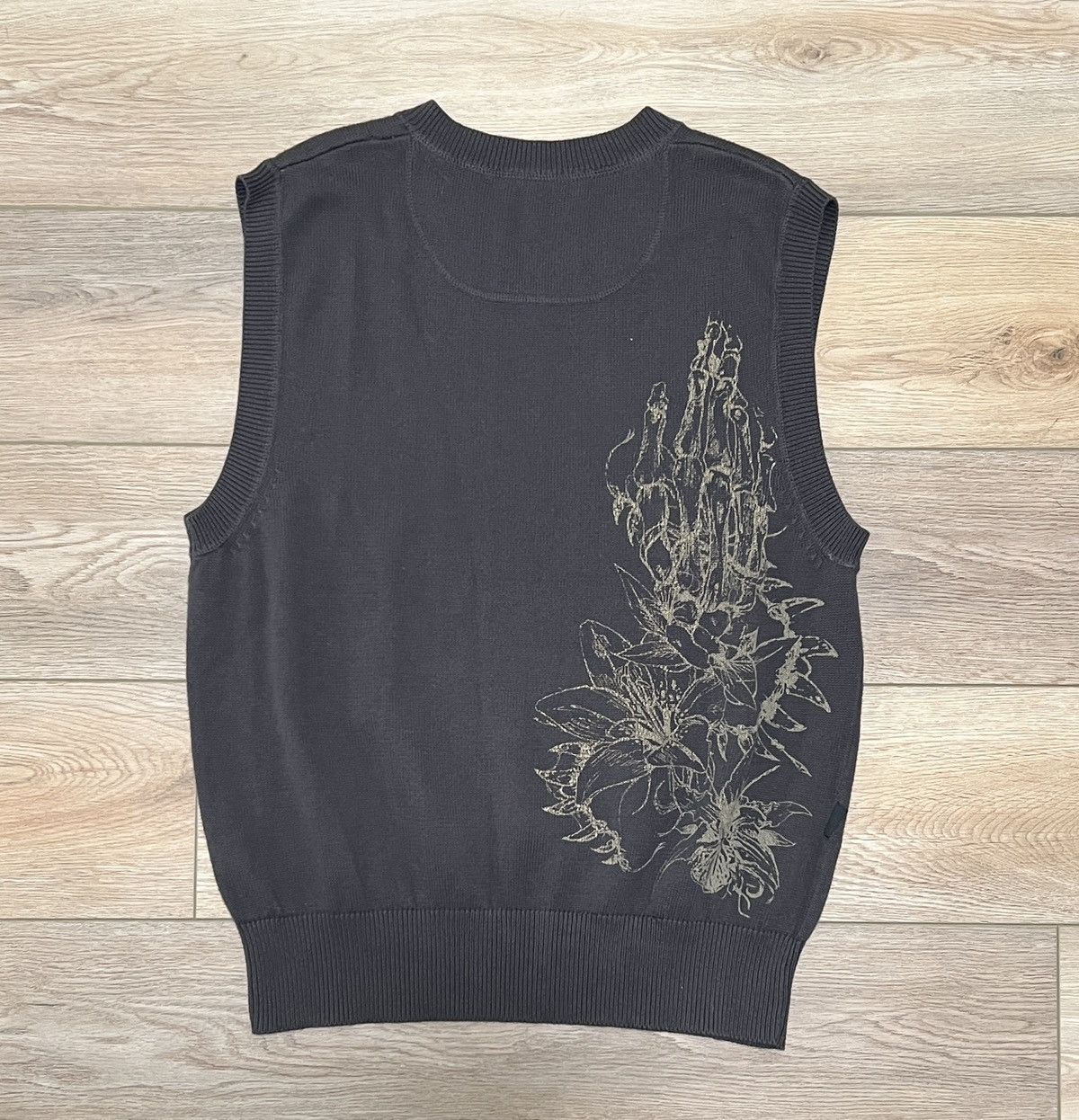 Marc Ecko Vintage Marc Ecko Flower Y2K Goth Vest Size US M / EU 48-50 / 2 - 5 Thumbnail