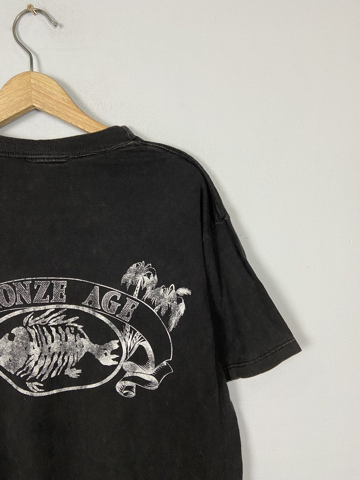 Vintage Vintage Bronze Age Skateboard Surf Skate Tee Size US L / EU 52-54 / 3 - 2 Thumbnail