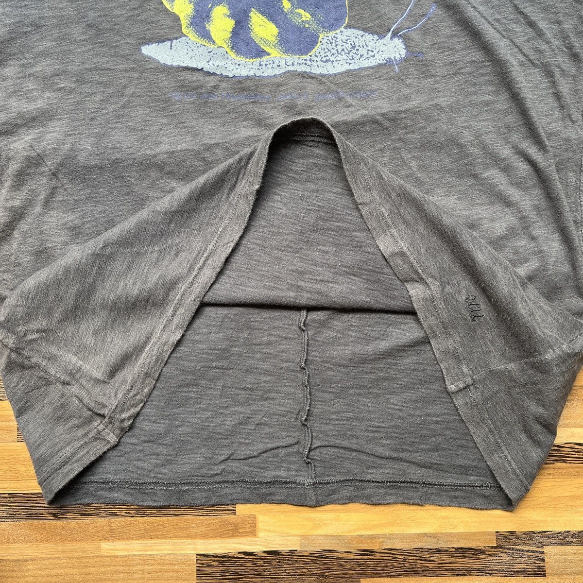 Jun Takahashi × Undercover × Uniqlo Undercover X Jun Takahashi X Uniqlo TShirt Size US M / EU 48-50 / 2 - 11 Thumbnail