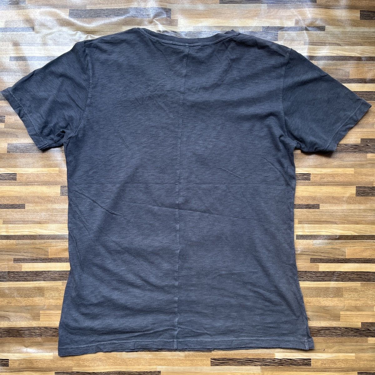 Jun Takahashi × Undercover × Uniqlo Undercover X Jun Takahashi X Uniqlo TShirt Size US M / EU 48-50 / 2 - 16 Thumbnail