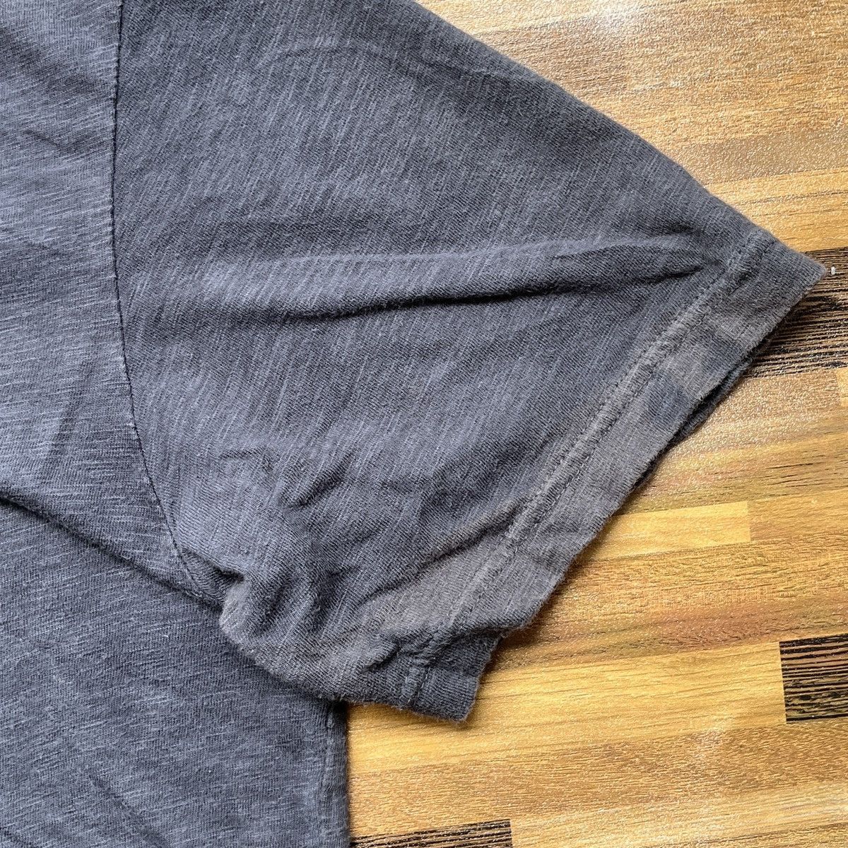 Jun Takahashi × Undercover × Uniqlo Undercover X Jun Takahashi X Uniqlo TShirt Size US M / EU 48-50 / 2 - 8 Thumbnail