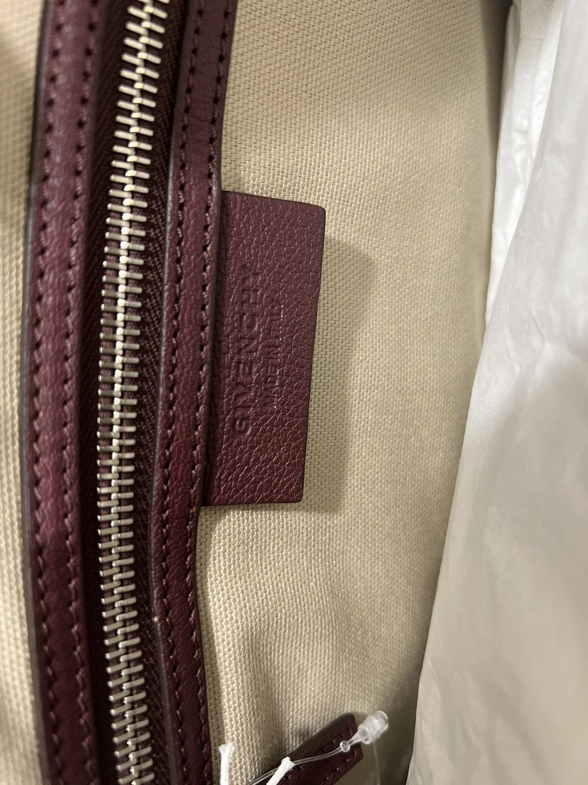 Givenchy Antigona Bag/Satchel BB05118012 642 Made In Italy