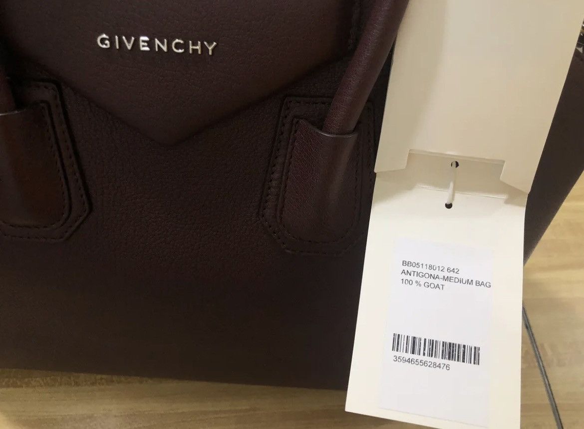 Givenchy Antigona Bag/Satchel BB05118012 642 Made In Italy