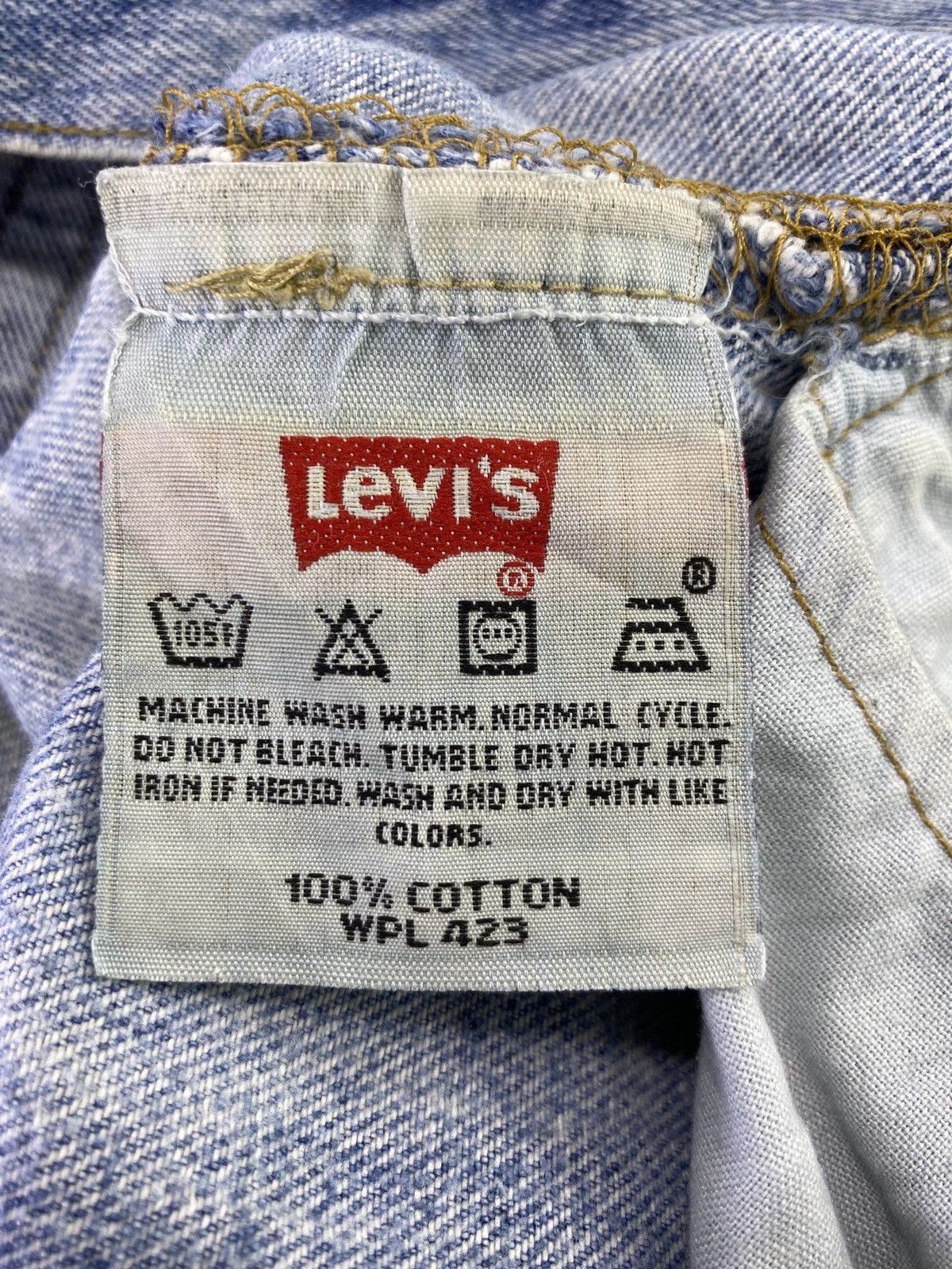 Levi's VINTAGE LEVI'S 501 DISTRESS BLUE WASH JEANS - J690 Size US 32 / EU 48 - 7 Thumbnail