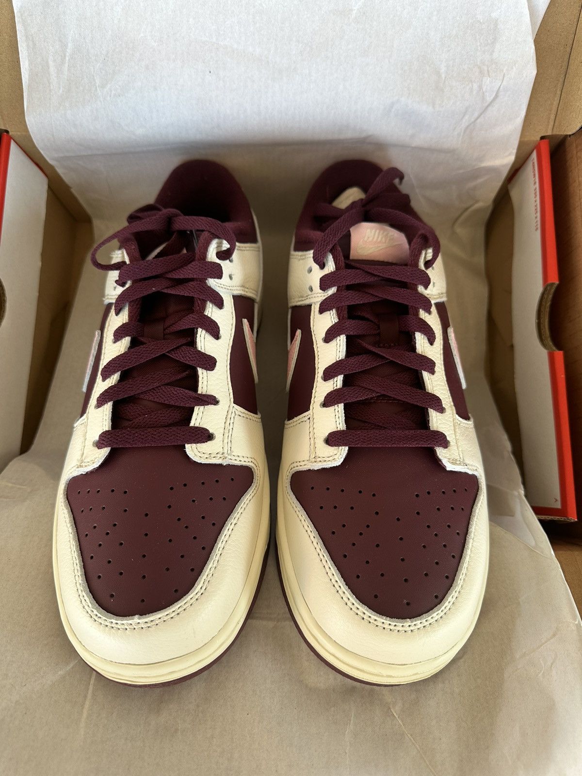 Nike Nike Dunk Low Valentine’s Day Size US 11 / EU 44 - 1 Thumbnail