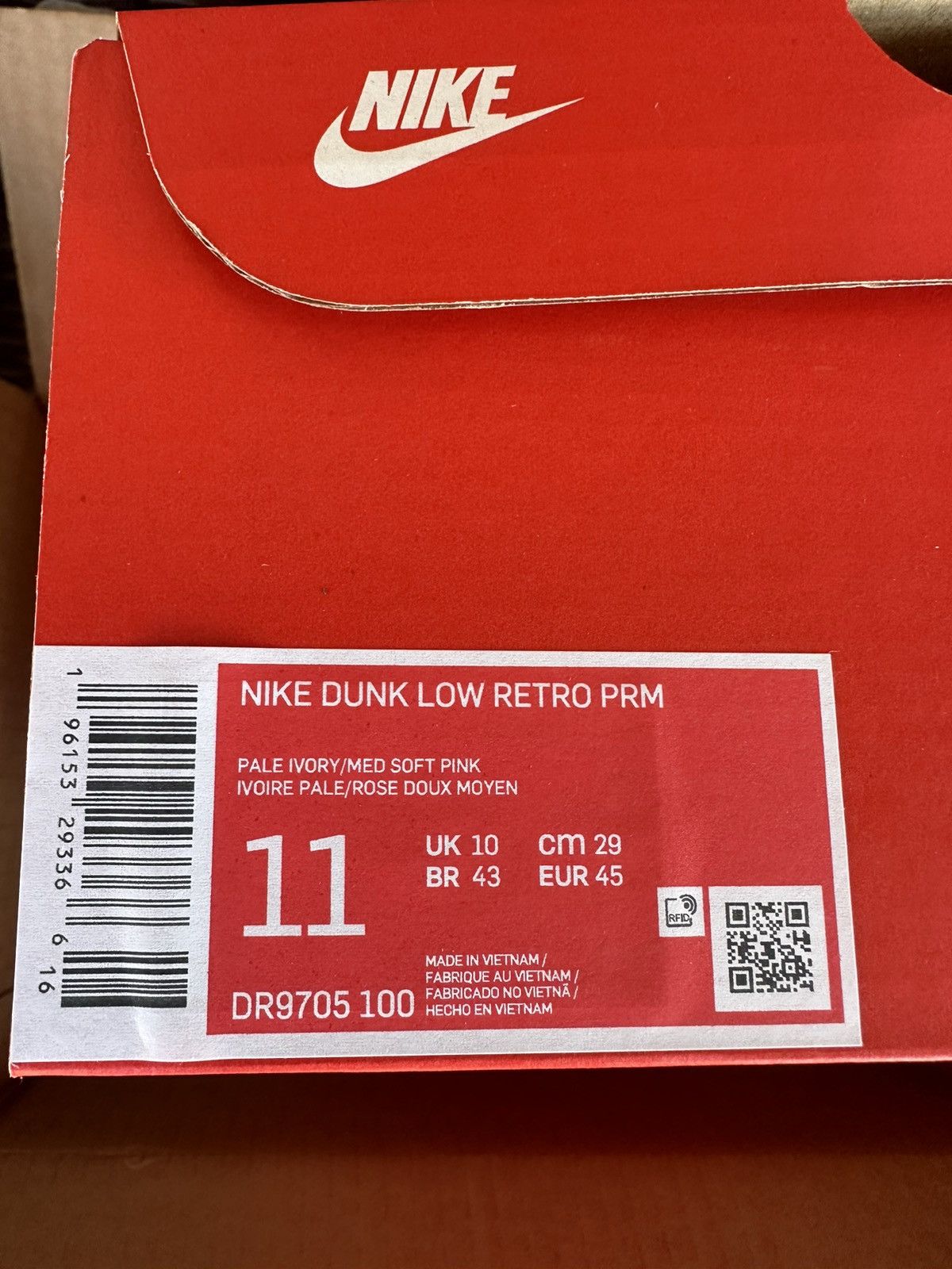 Nike Nike Dunk Low Valentine’s Day Size US 11 / EU 44 - 5 Thumbnail