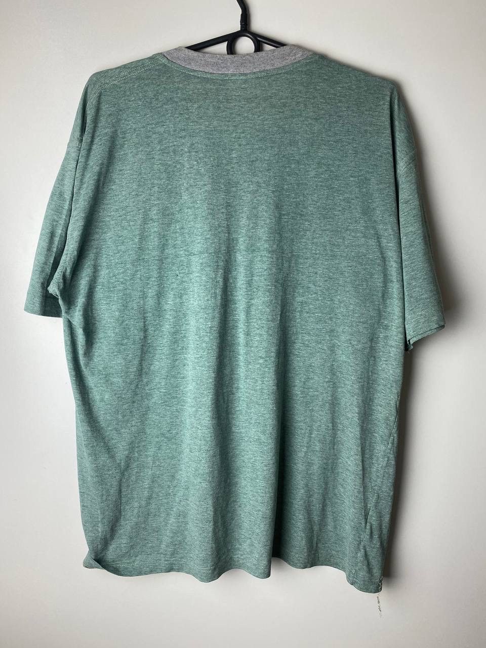Vintage Nike center logo vintage t-shirt size M Size US M / EU 48-50 / 2 - 2 Thumbnail