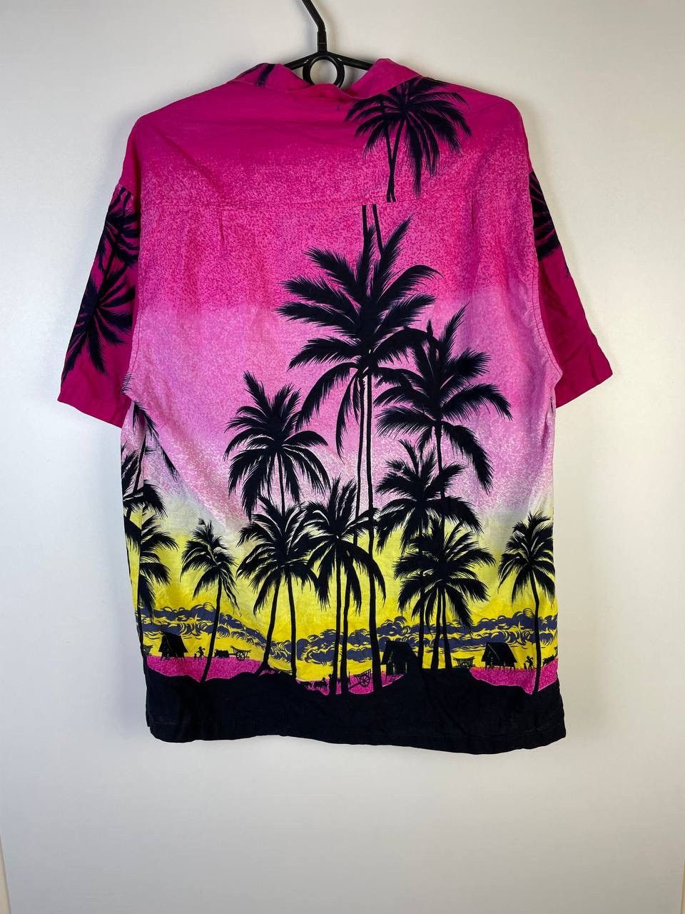 Vintage Crazy vintage shirt size XL Size US XL / EU 56 / 4 - 2 Thumbnail