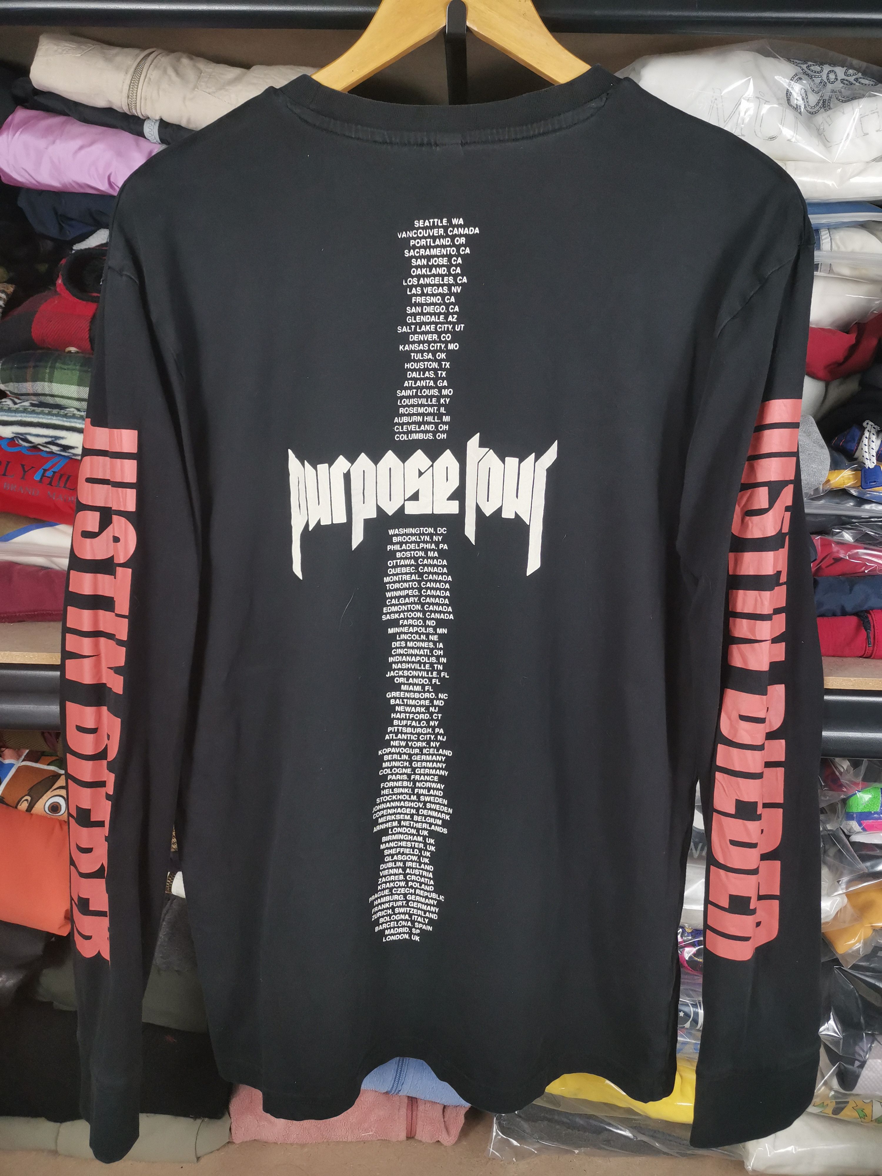 Band Tees 2017 Justin Bieber Purpose Stadium Tour Tshirt Size US S / EU 44-46 / 1 - 3 Thumbnail