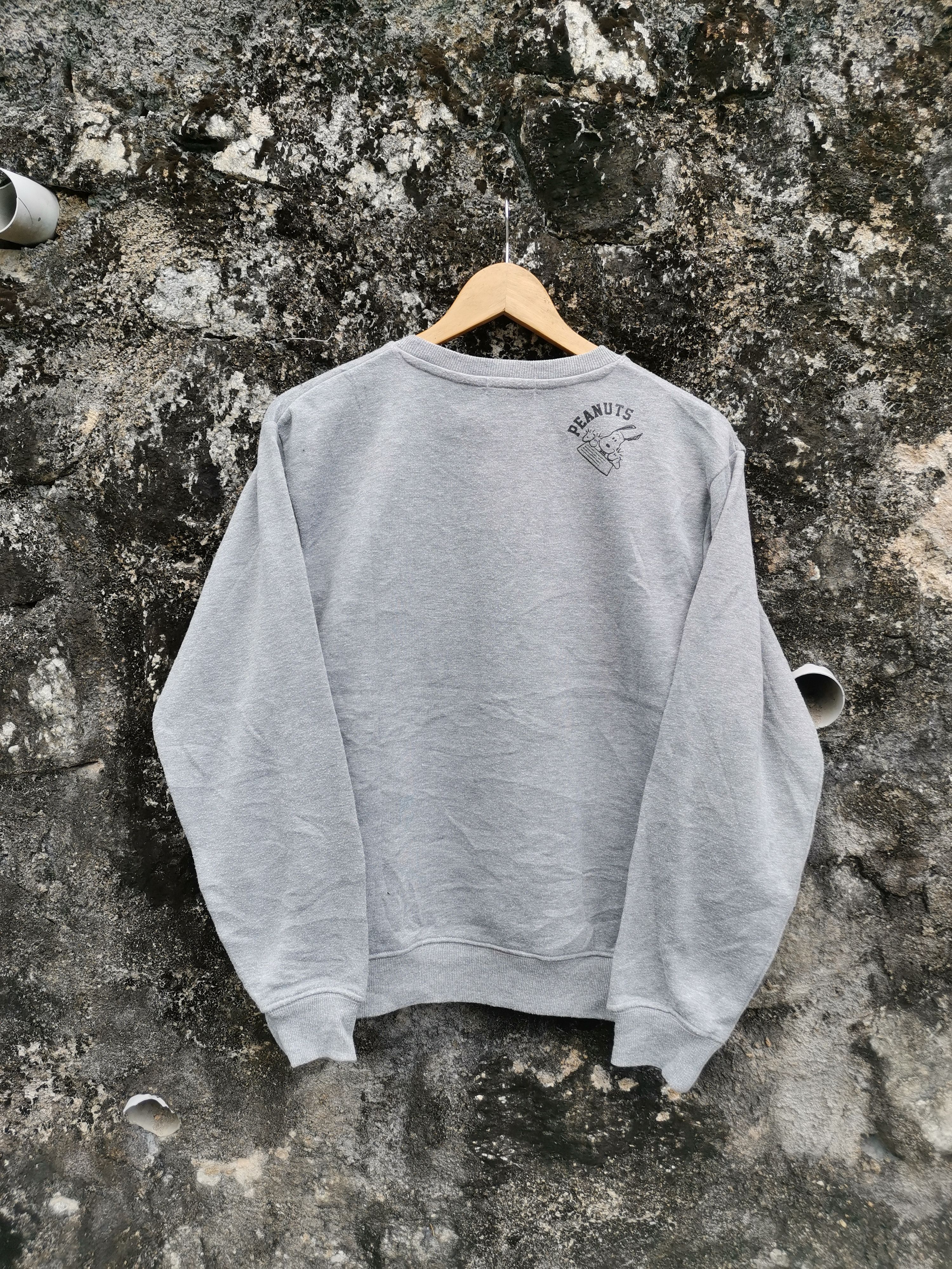 Japanese Brand Vintage Japanese Brand Peanuts Snoopy Sweatshirt Size US M / EU 48-50 / 2 - 3 Thumbnail