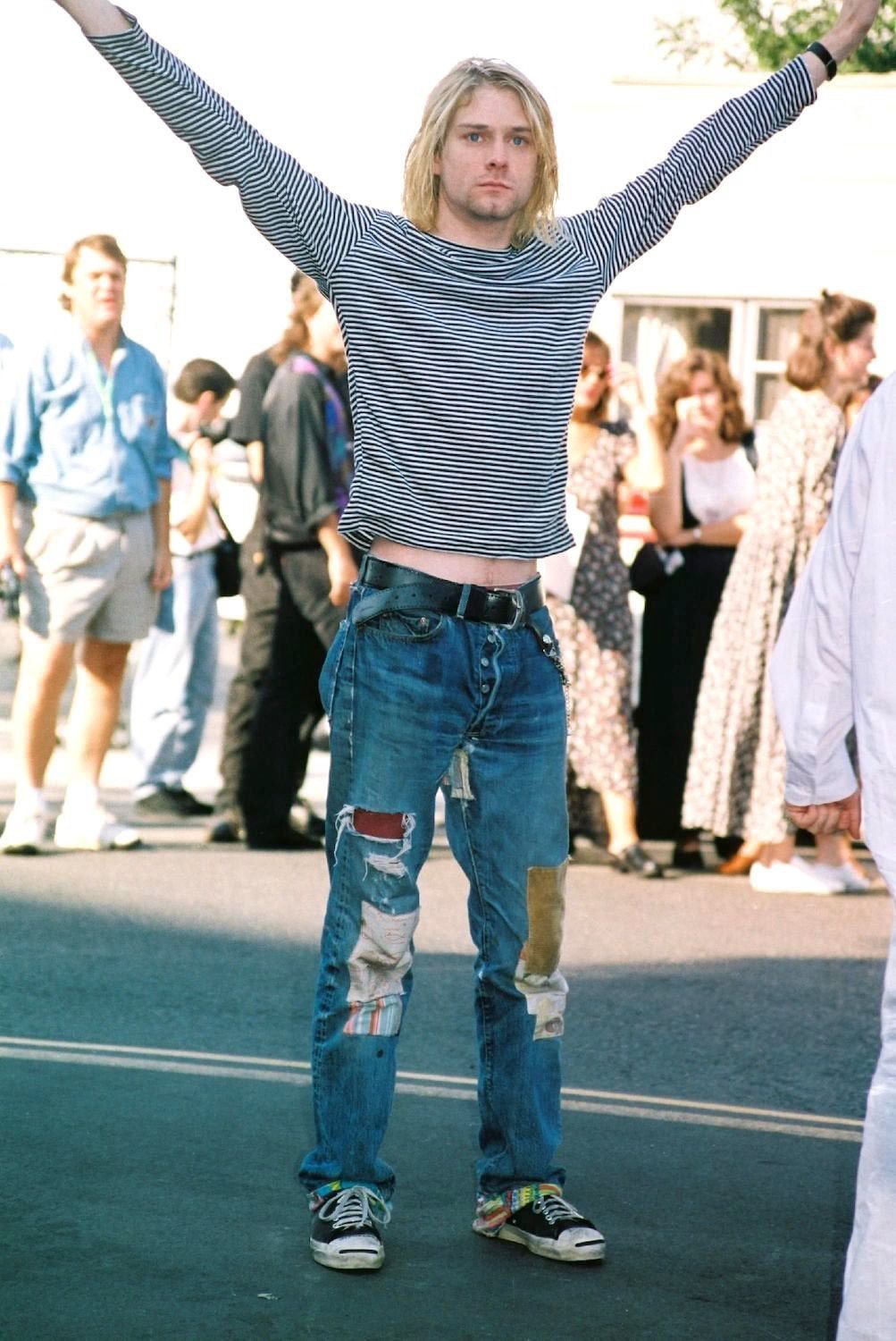 Levi's Vintage Levis 501 Bleach Distressed Denim Kurt Cobain Style Size US 32 / EU 48 - 11 Thumbnail