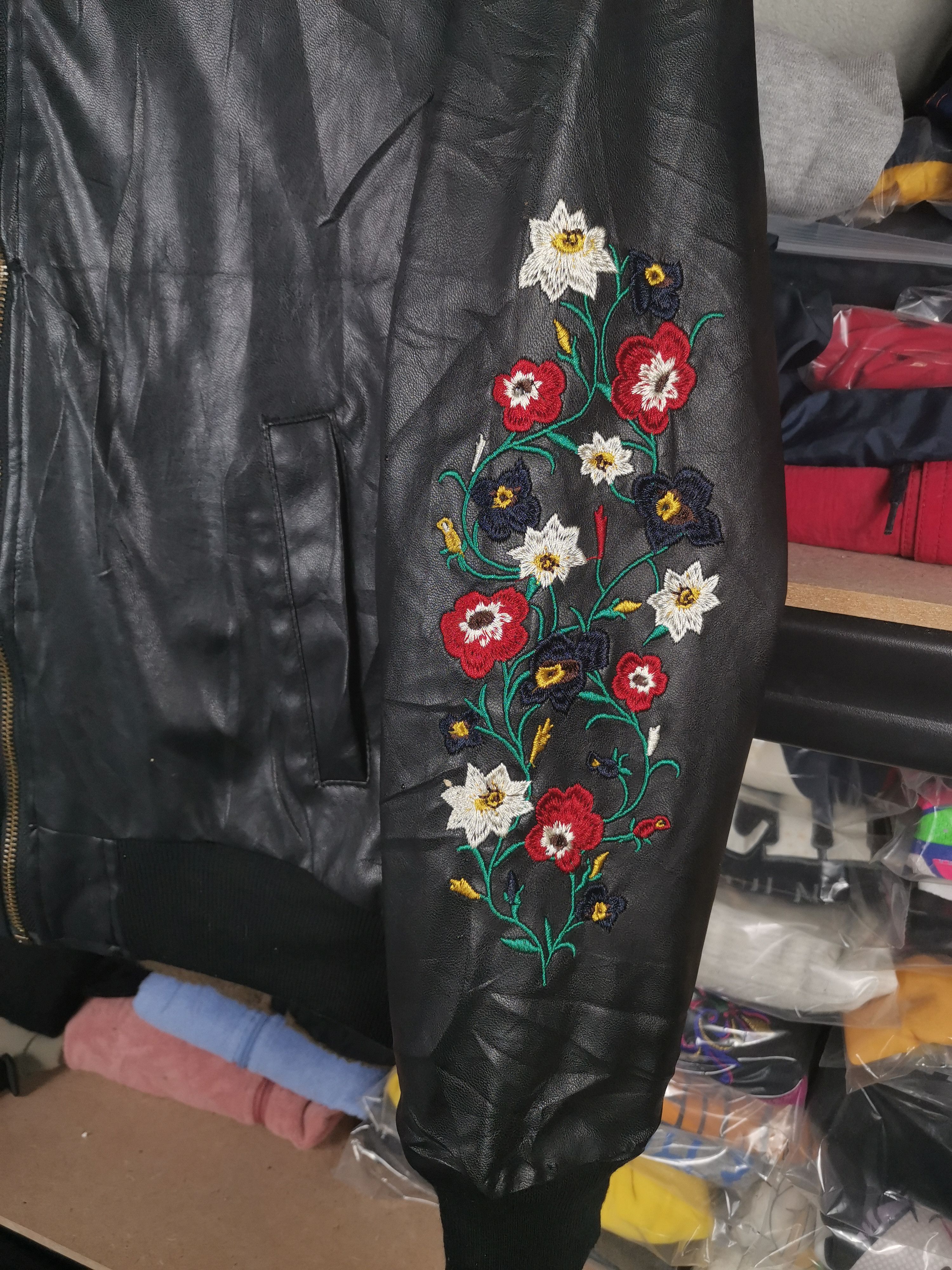 Japanese Brand Vintage Japanese Brand Park Girl Pu Leather Bomber Jacket Size US M / EU 48-50 / 2 - 2 Thumbnail