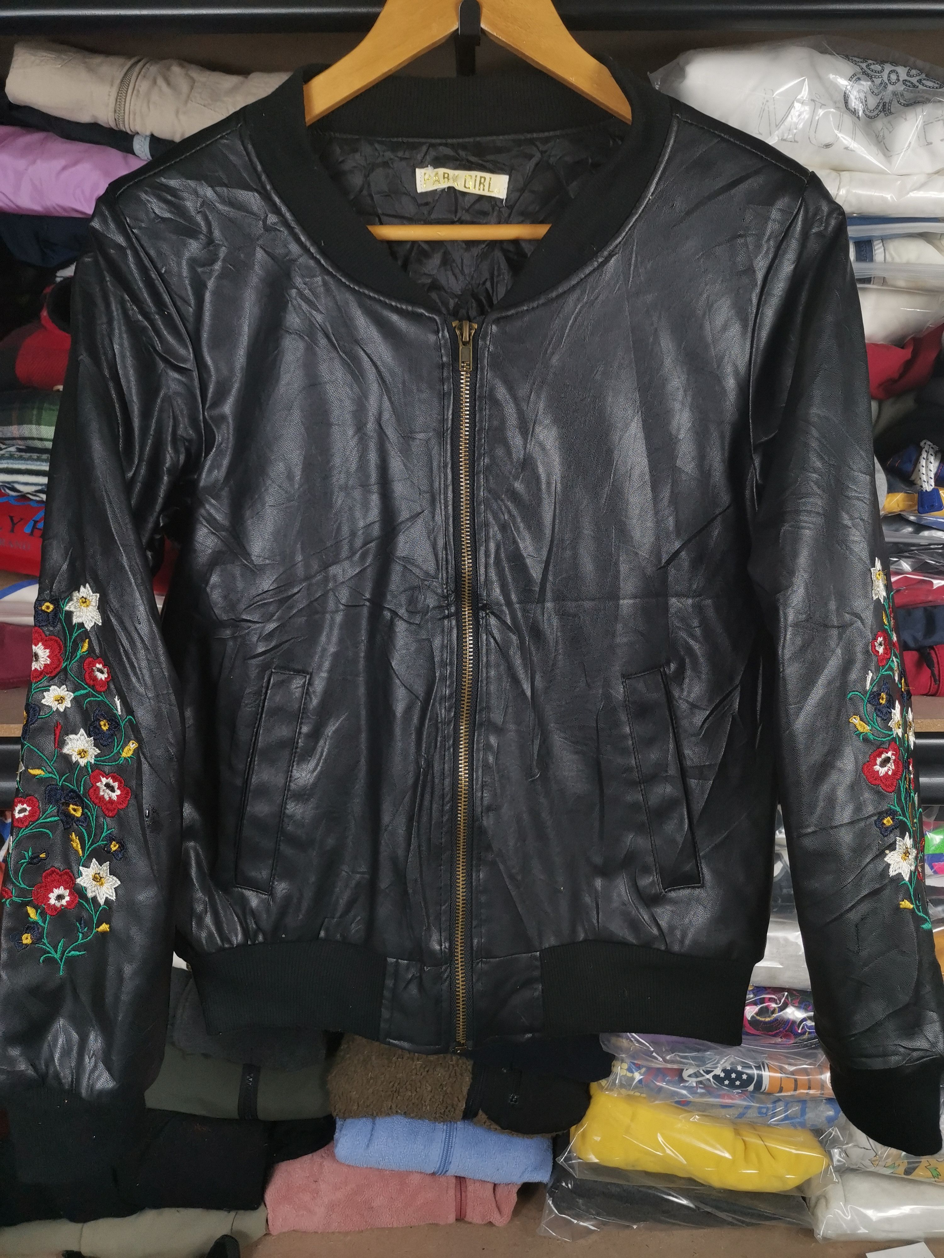 Japanese Brand Vintage Japanese Brand Park Girl Pu Leather Bomber Jacket Size US M / EU 48-50 / 2 - 1 Thumbnail