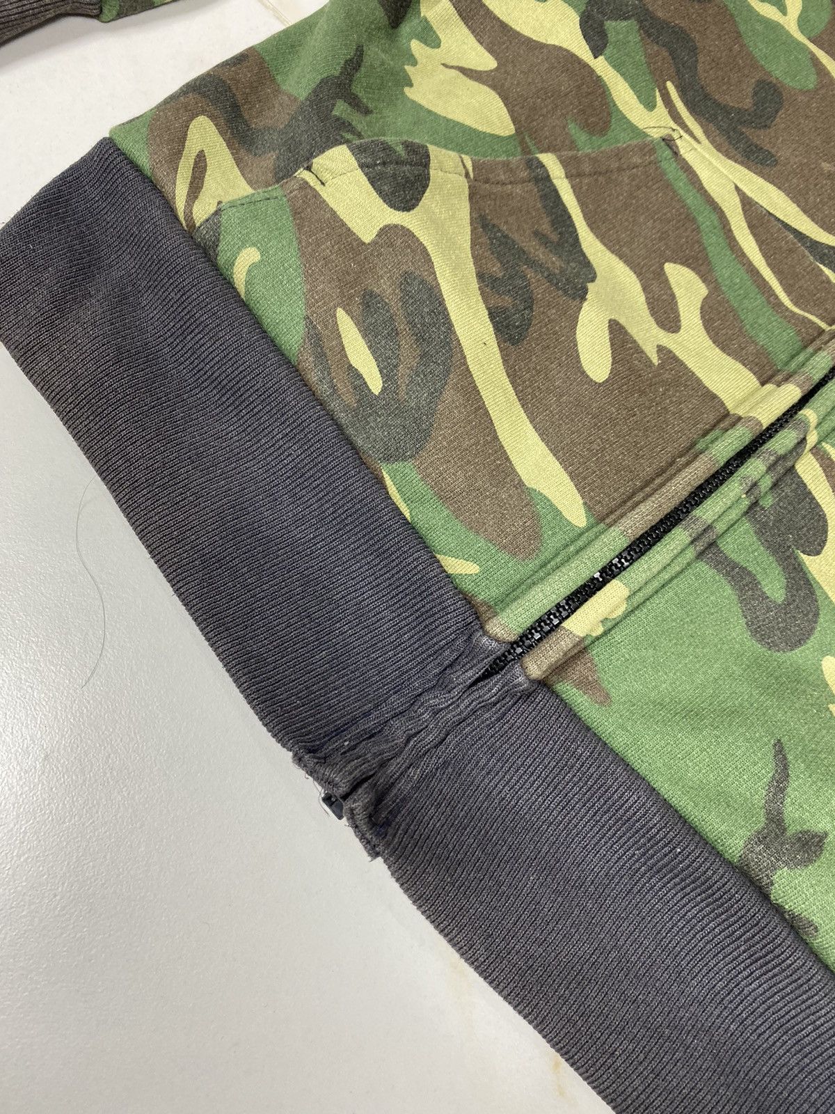 Neighborhood Vintage 98’s Neighborhood x Camber Camo Bomber Jacket. J004 Size US S / EU 44-46 / 1 - 8 Thumbnail