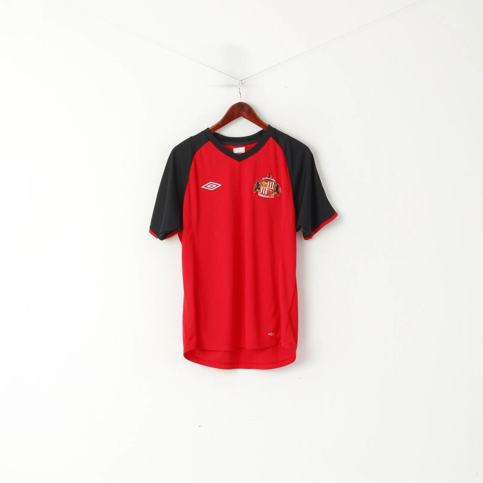 Umbro Umbro Men L Shirt Red A.F.C. Sunderland Football 6779 Size US L / EU 52-54 / 3 - 1 Thumbnail